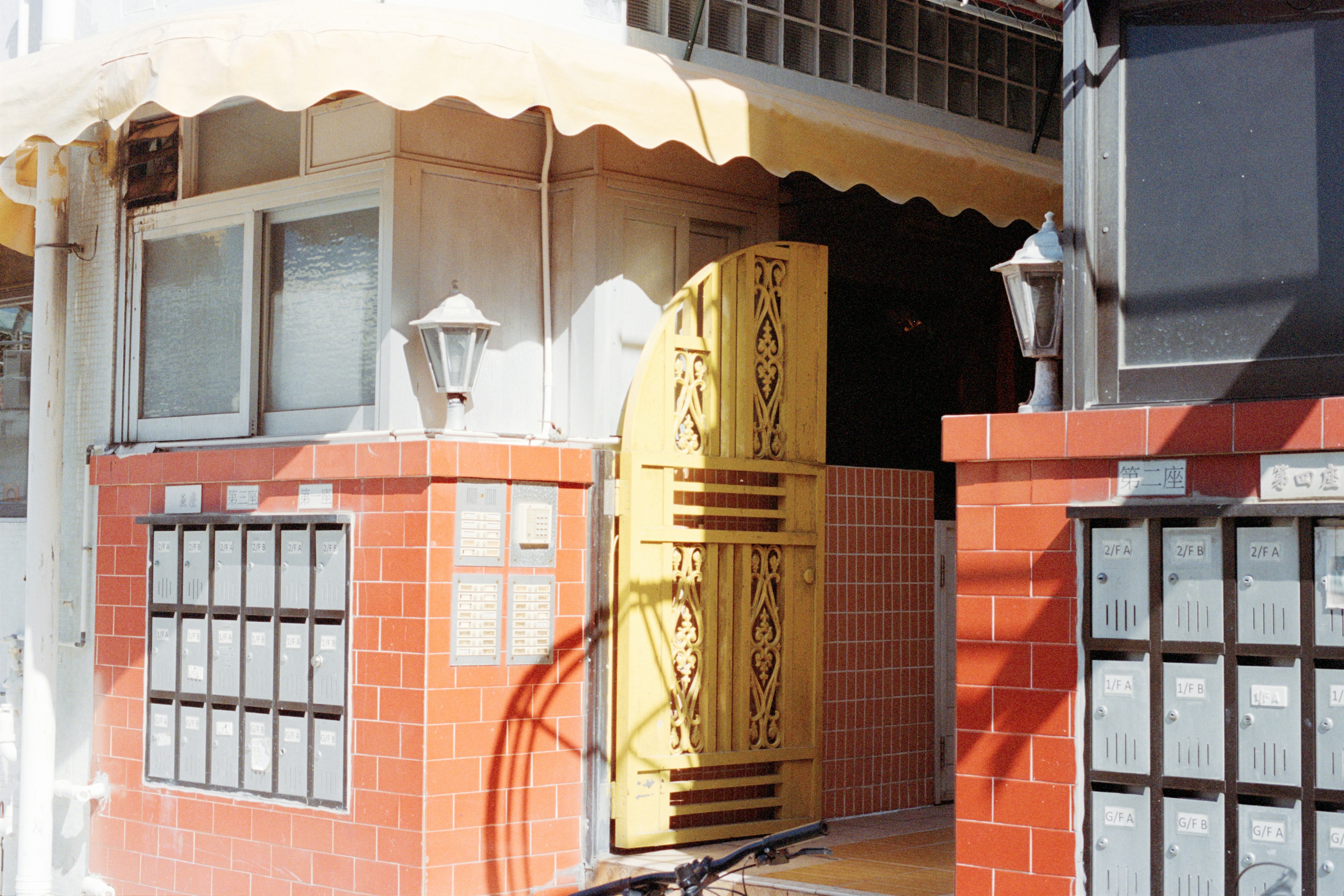 Photo by zhenyao_photo