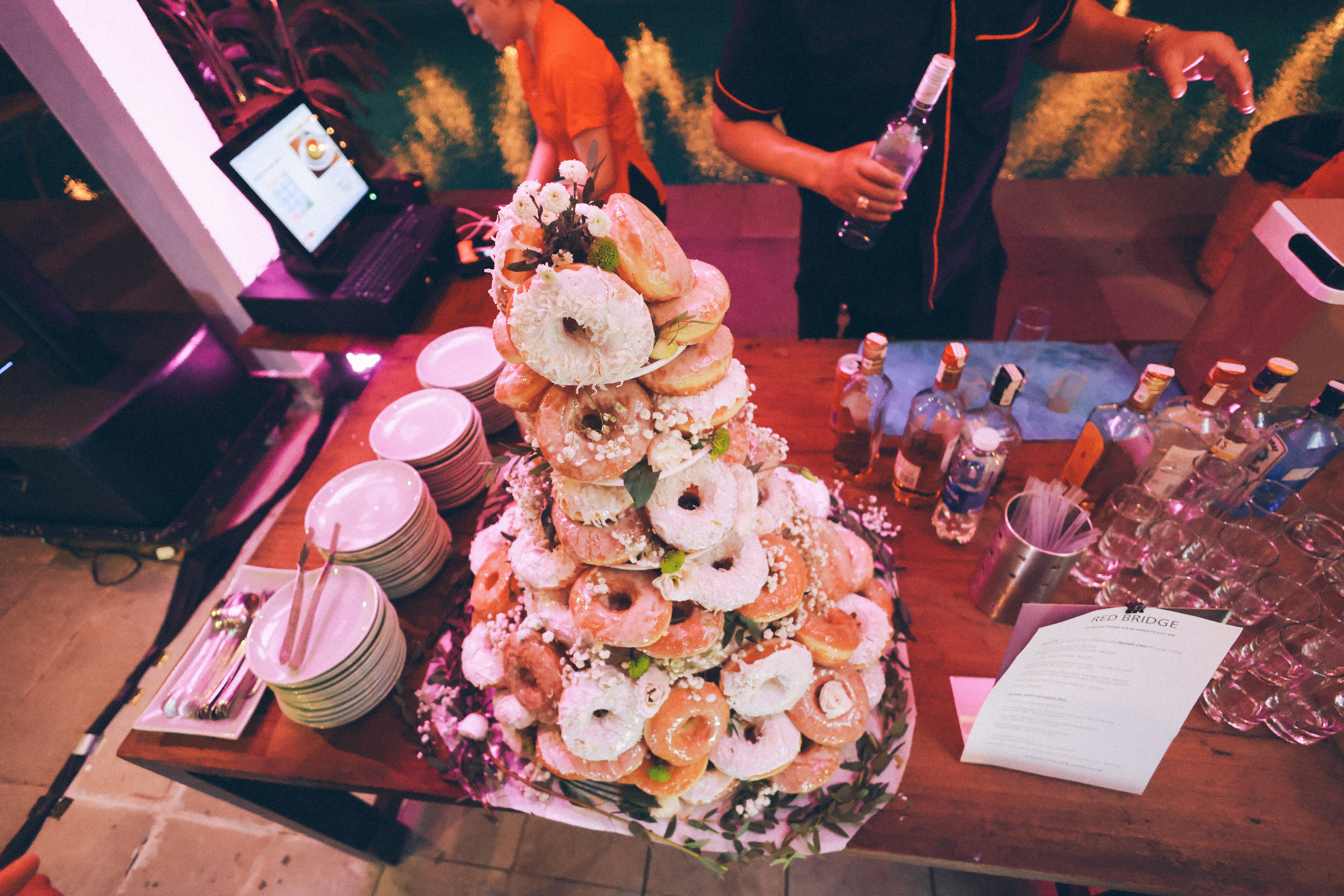 wedding dessert display, wallpaper, Wedding Cake Alternatives: 10 Delicious Ideas 2