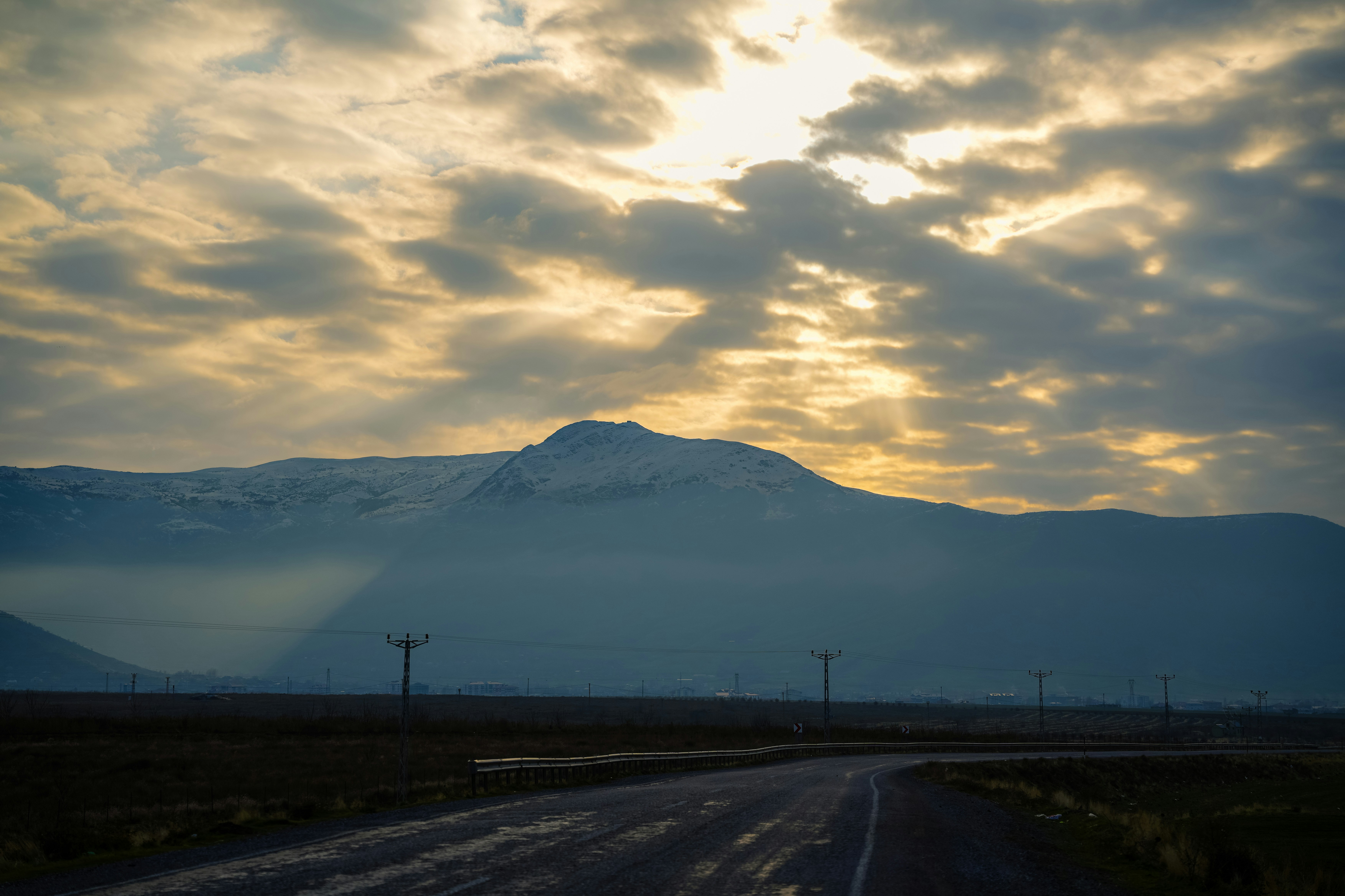 Photo by oguzzdogada