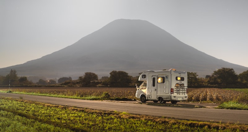 Sewa campervan Ciwidey untuk road trip ke pegunungan Bandung