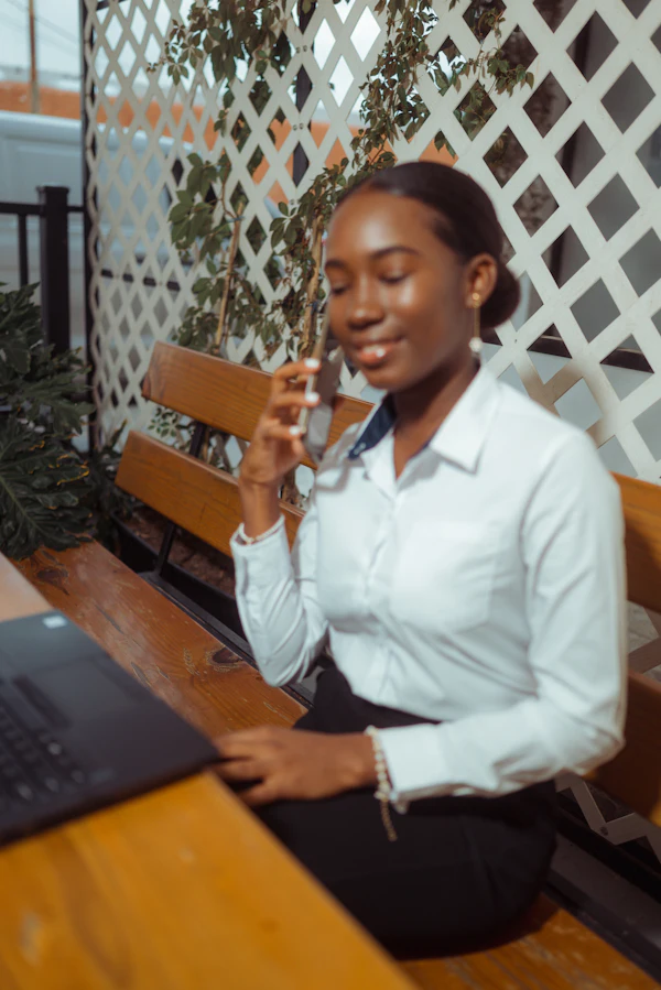 Jasmine Carter, Associate