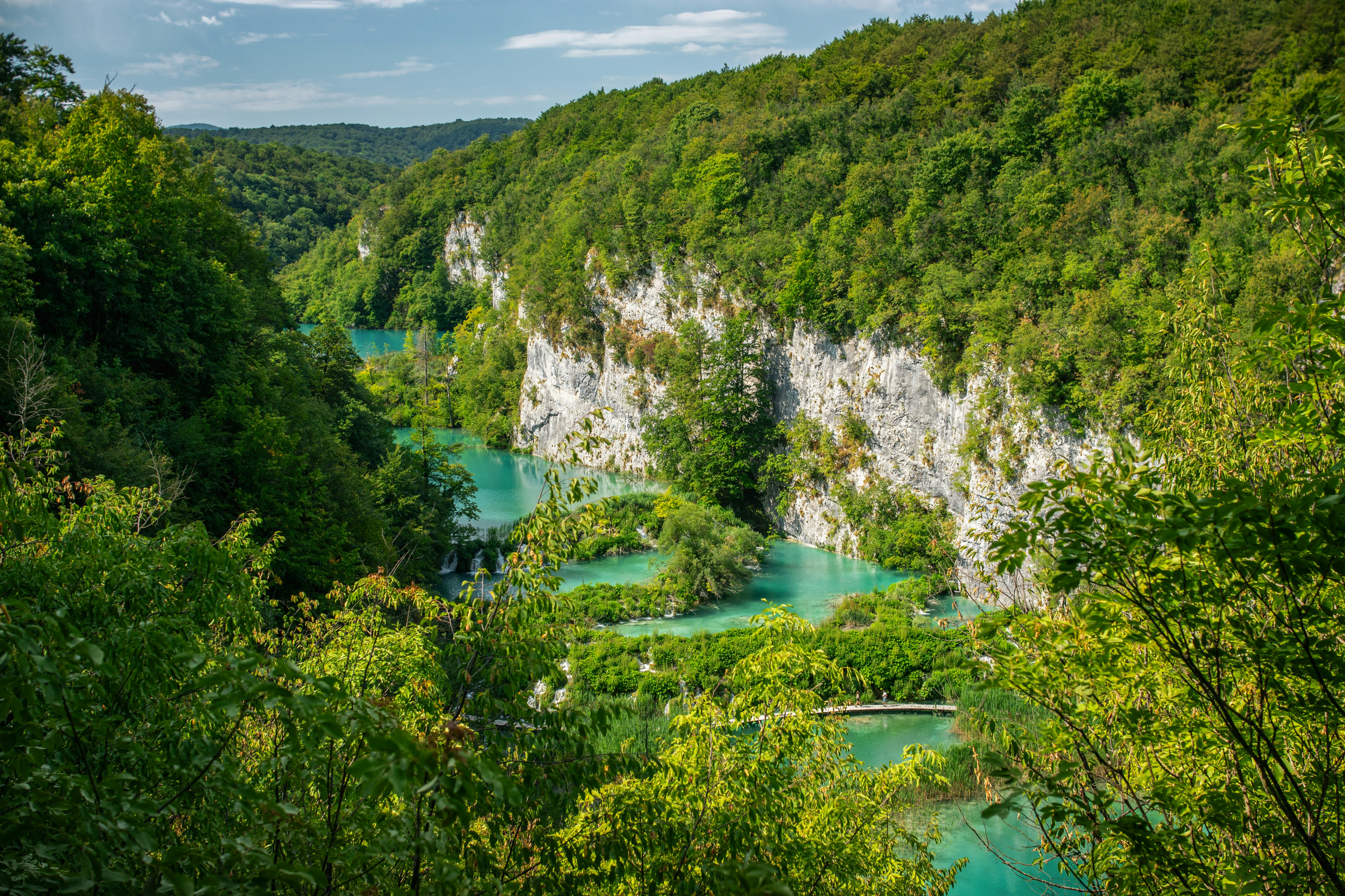 Photo by luxunderscore