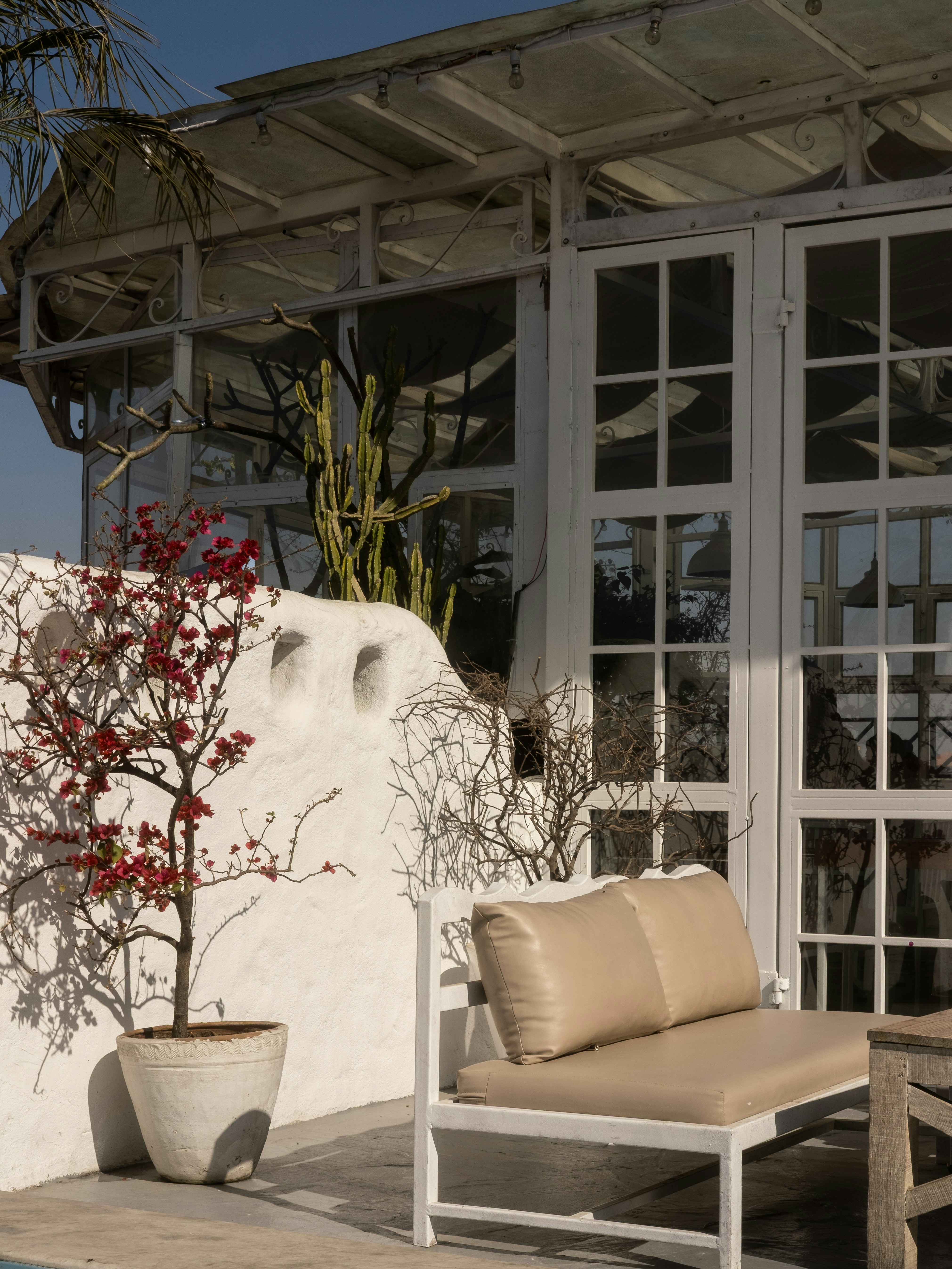 neutral outdoor patio, wallpaper, Outdoor Patio Design: Creating Seamless Transitions 3