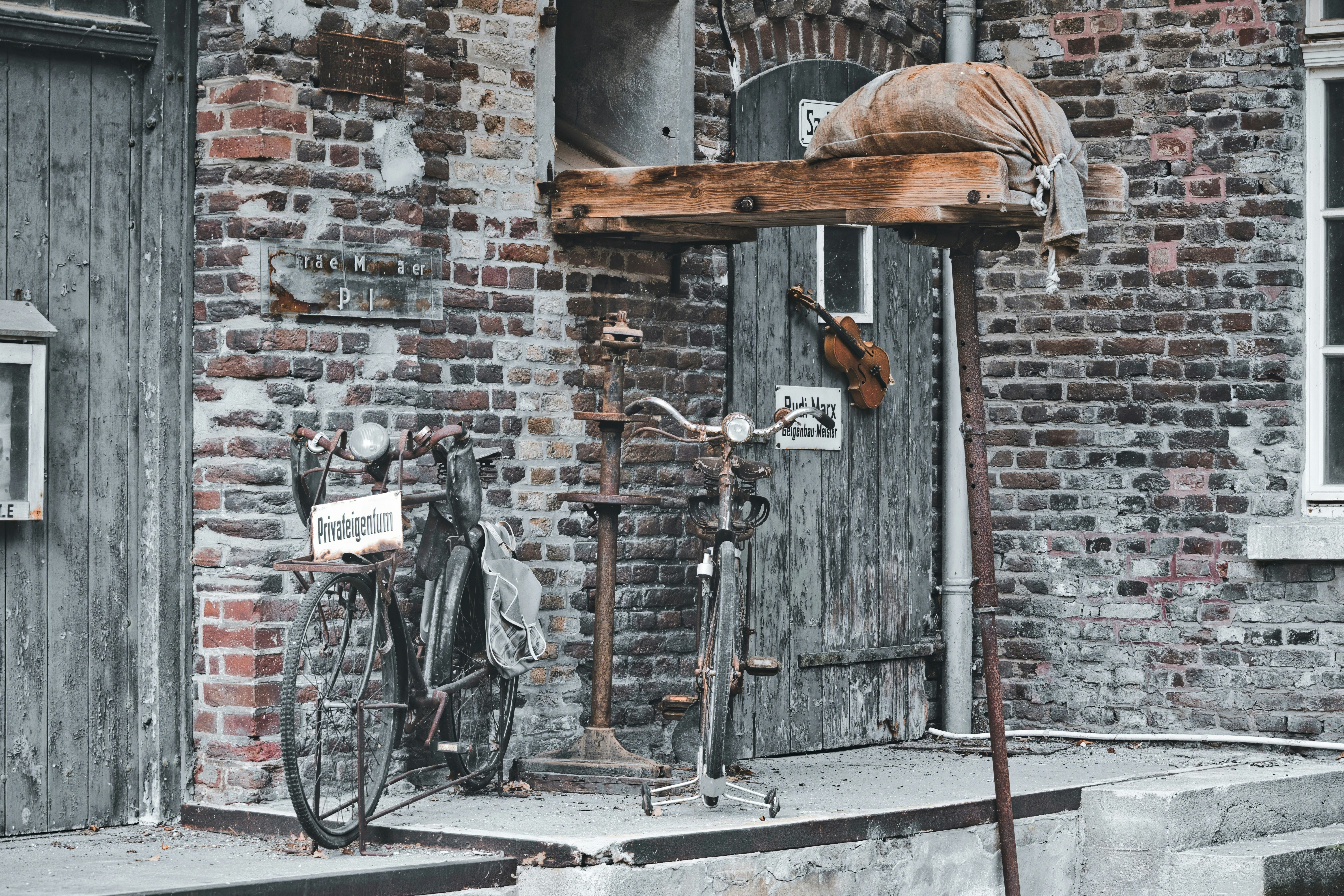 Stories as System Architecture: Industrial Heritage and the Infrastructure of Understanding