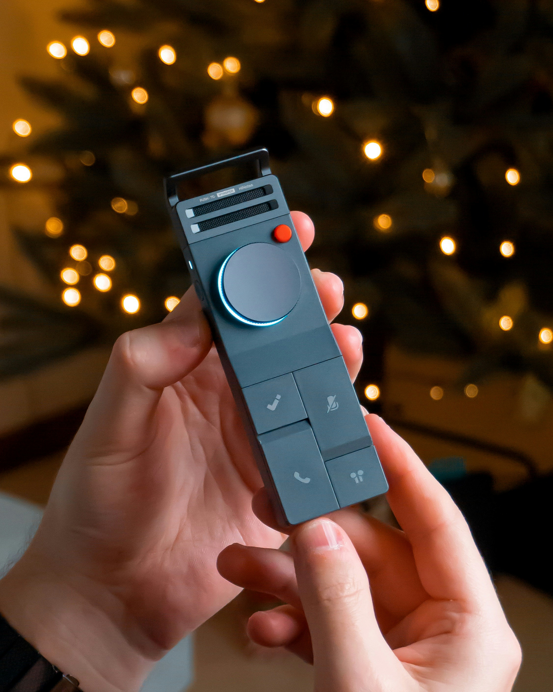 Holiday Gift Guide 2026: Thoughtful Jewelry Gifts that Travel Well