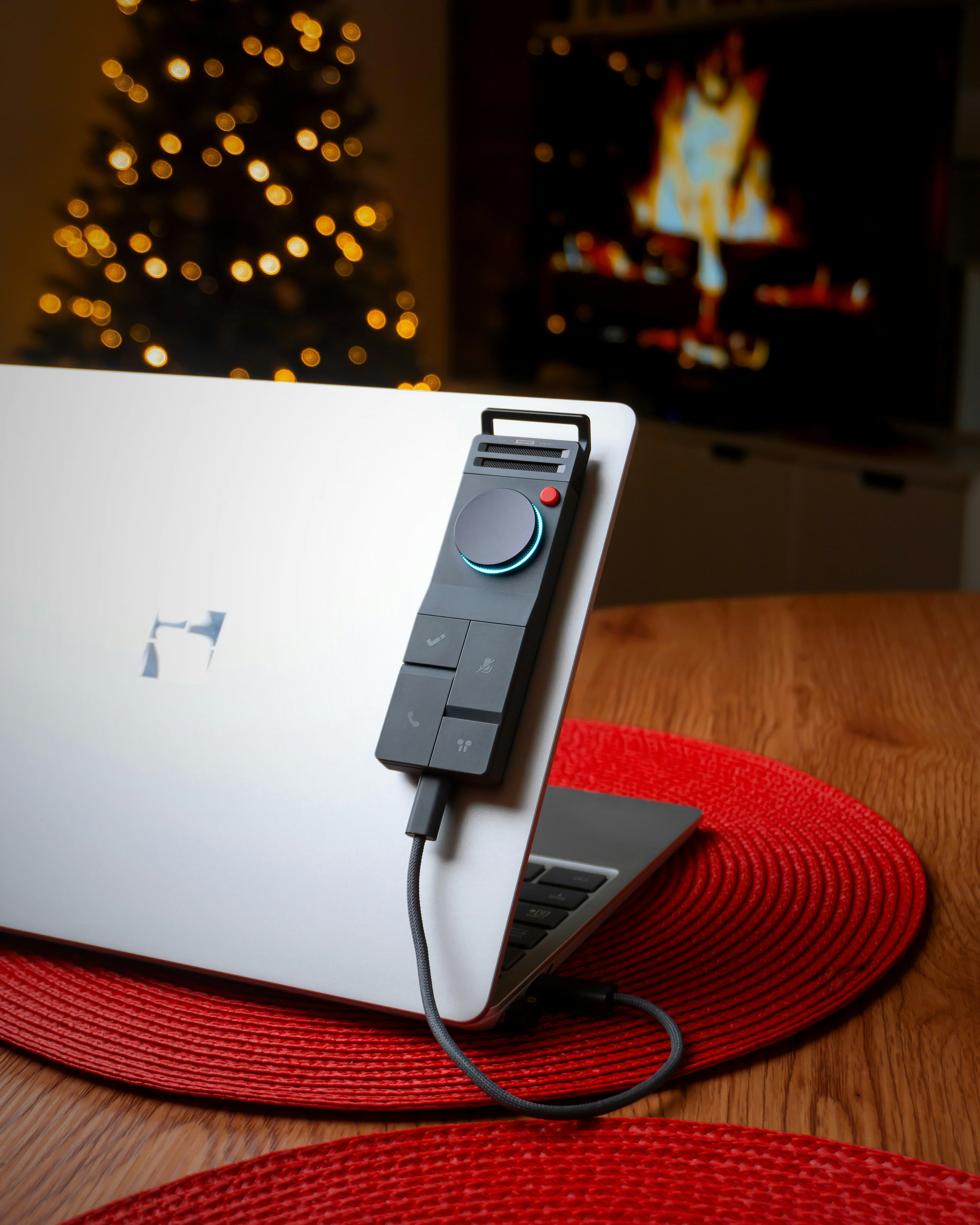 Laptop with audio controller and christmas tree