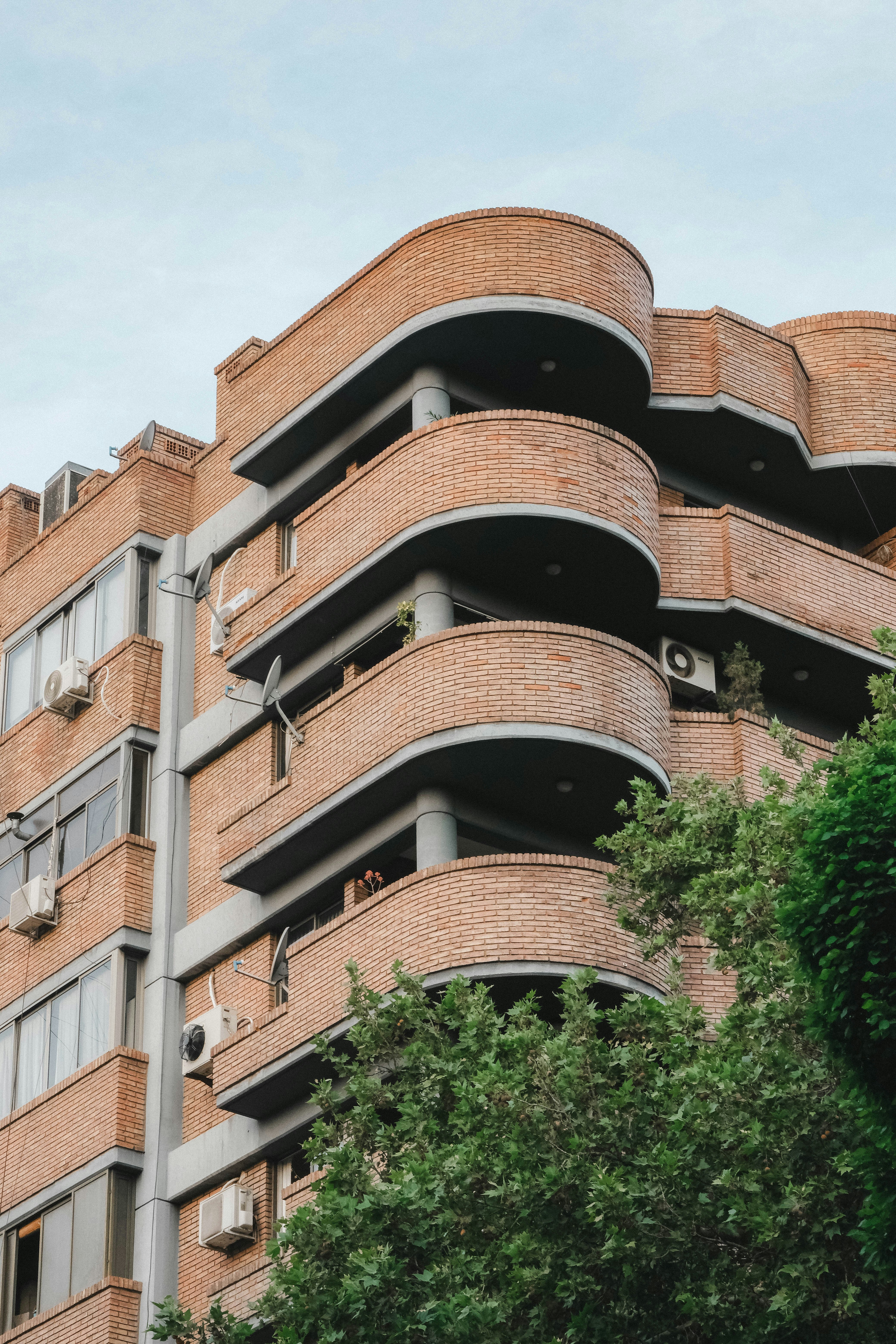 High-rise condo building in a city.