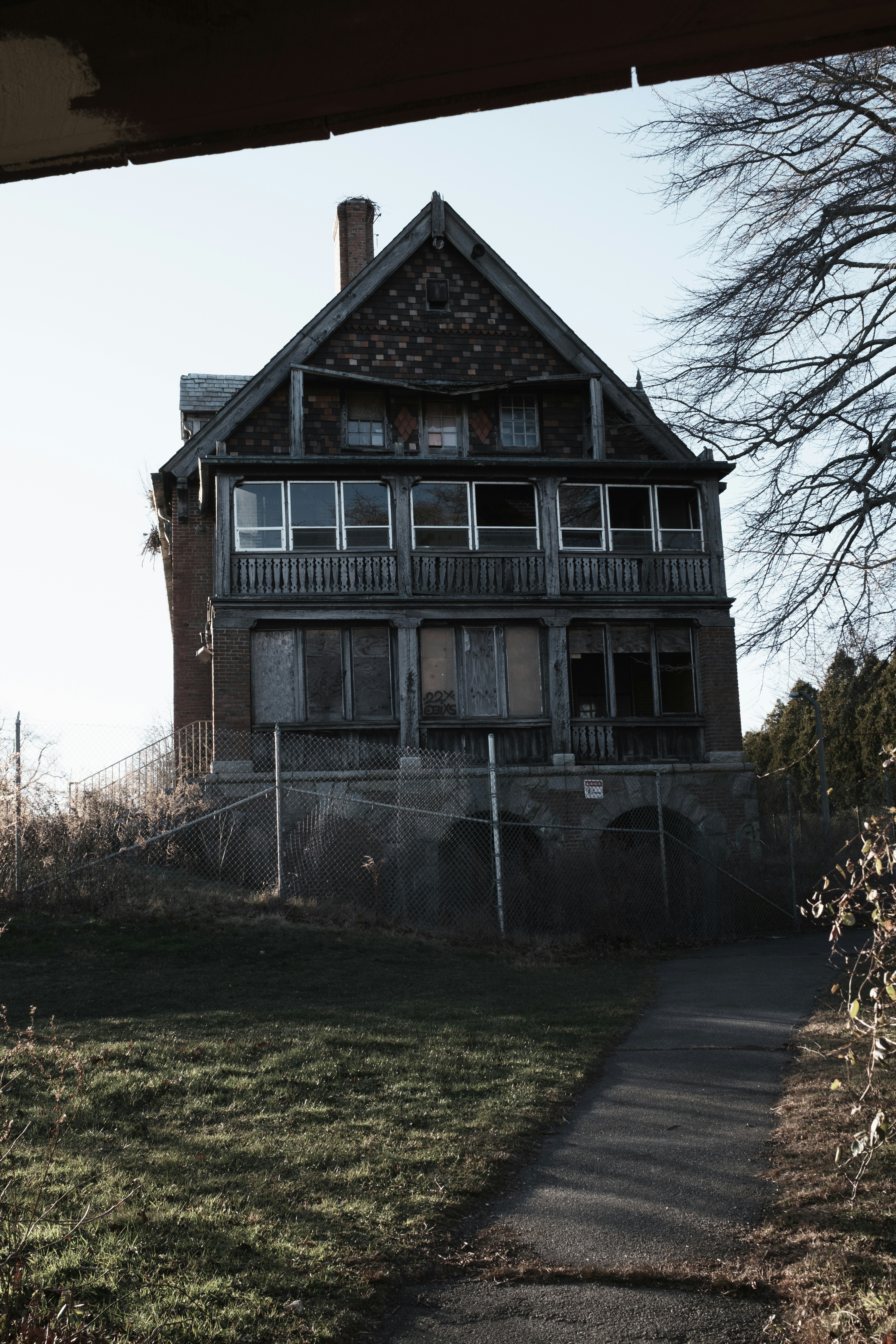 Photo by theolaflamme