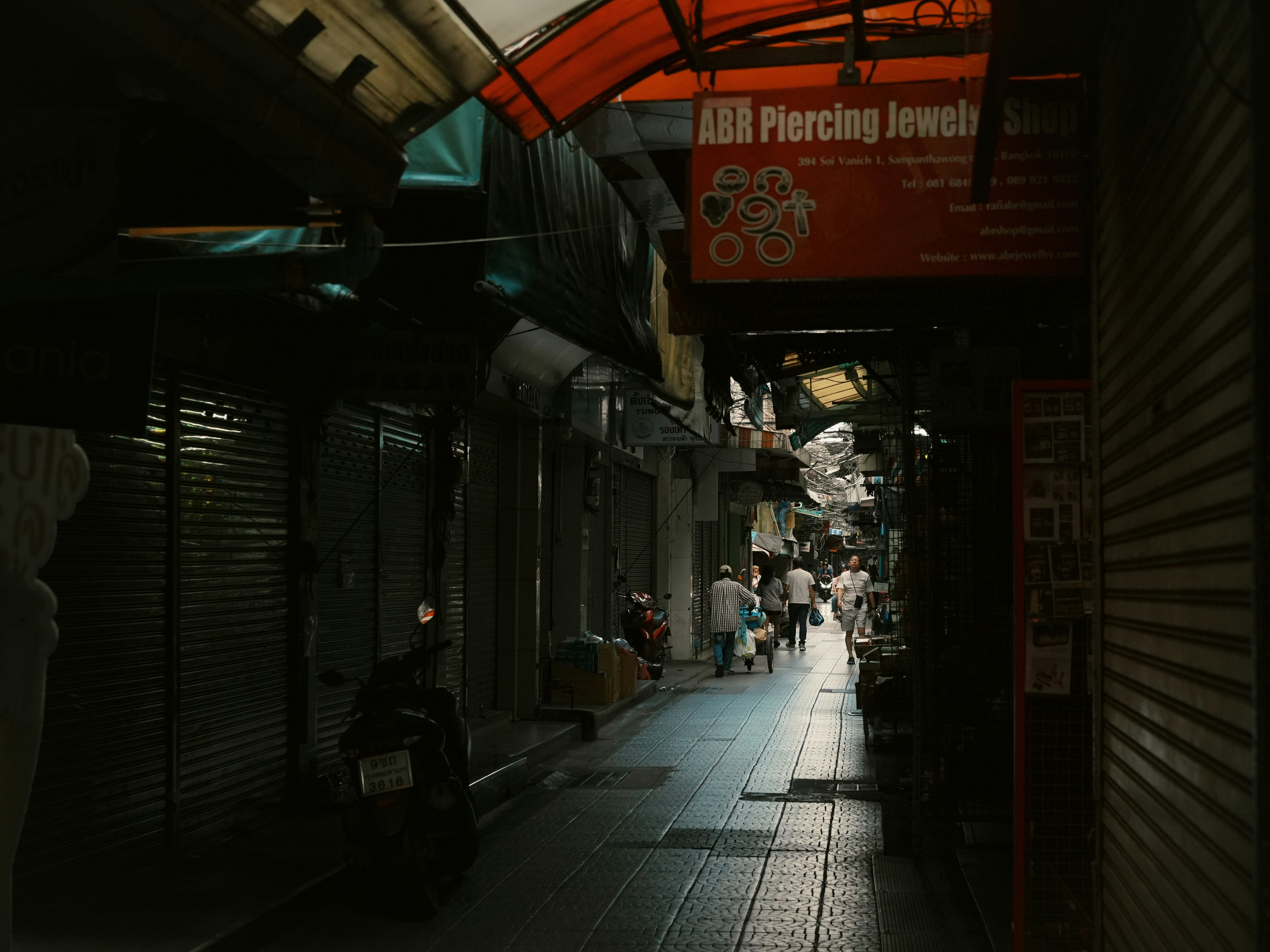 Photo by maxinehuluwa