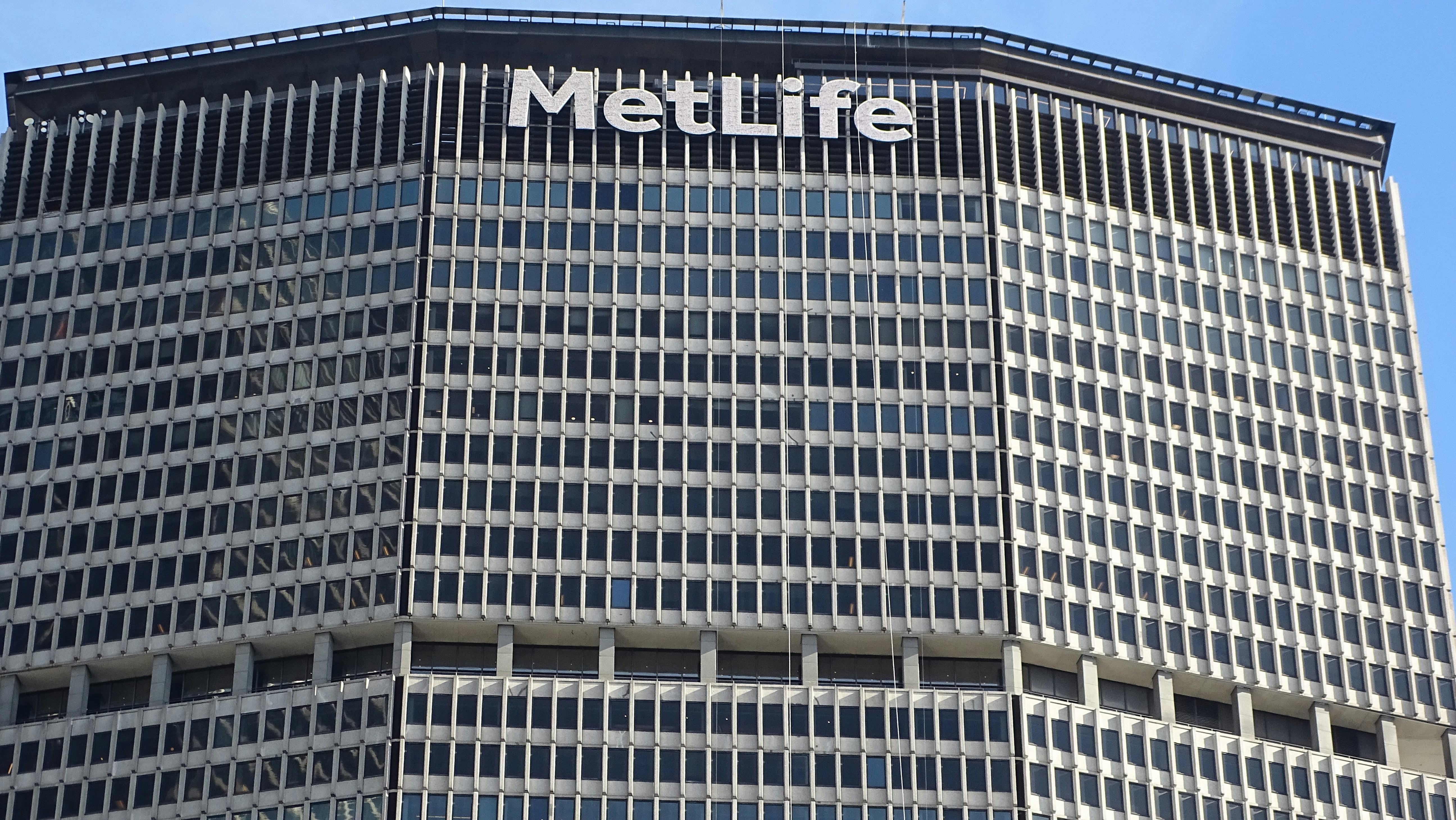 The metlife building in new york city photo – Free Architecture Image ...