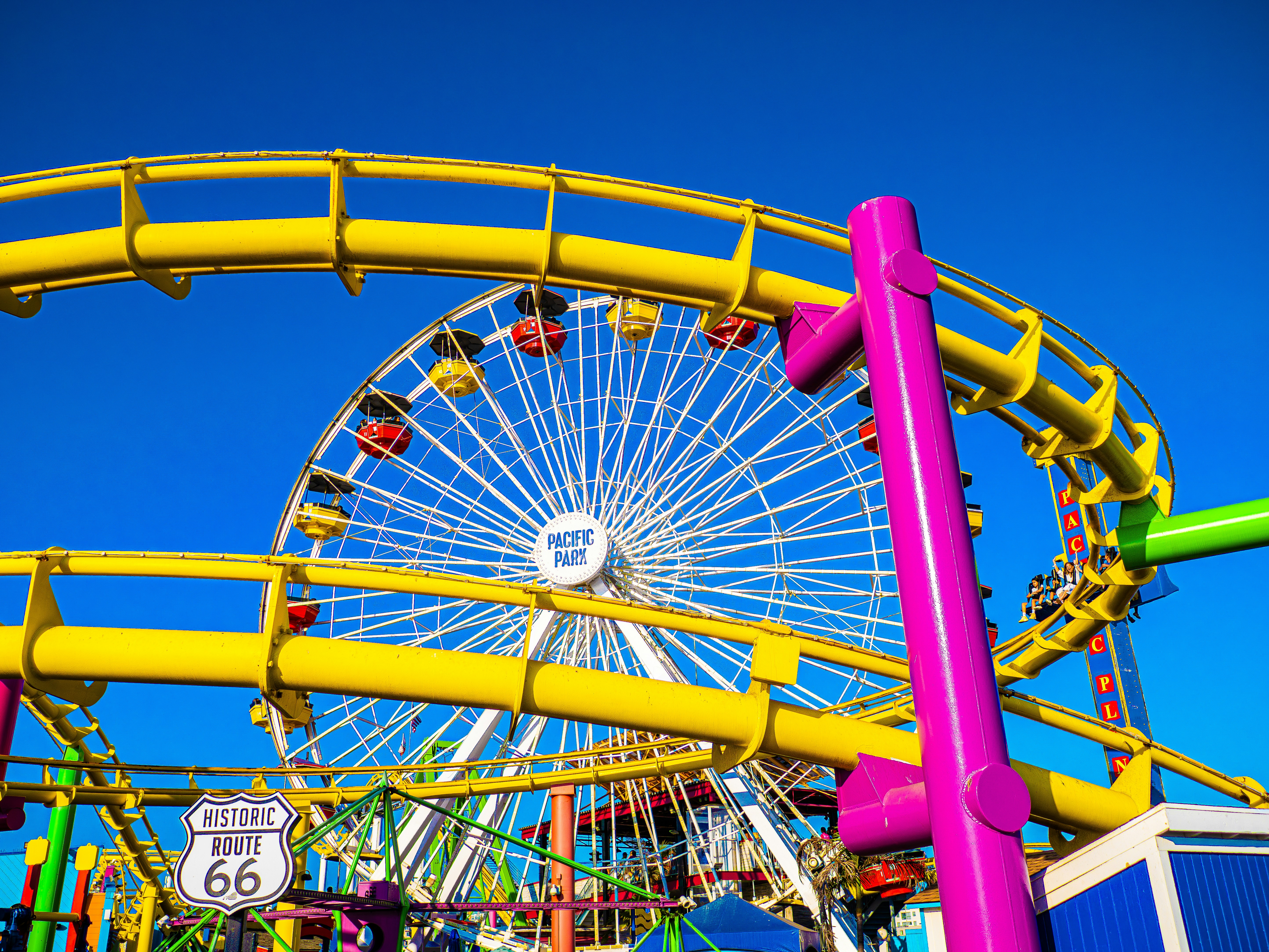 Photo by milancobanov