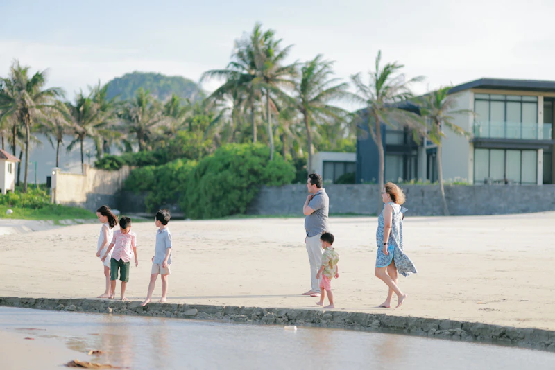 Најевтини дестинации за деца што можете да ги истражите помалку