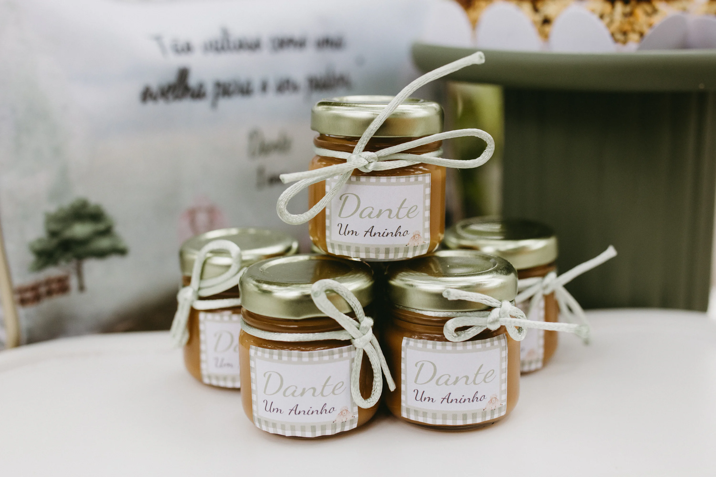 Honey Jar Favours