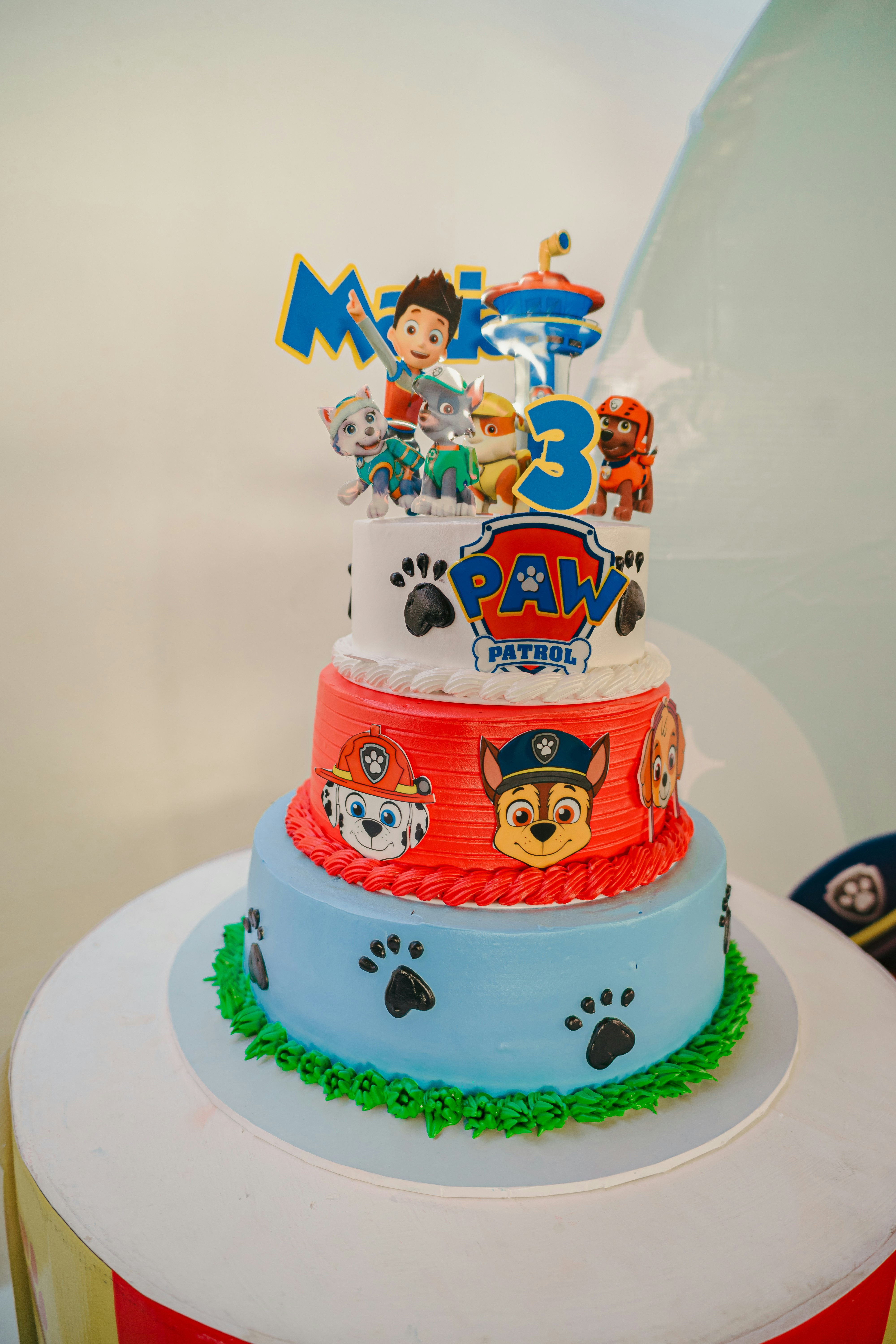 Themed birthday cake for children