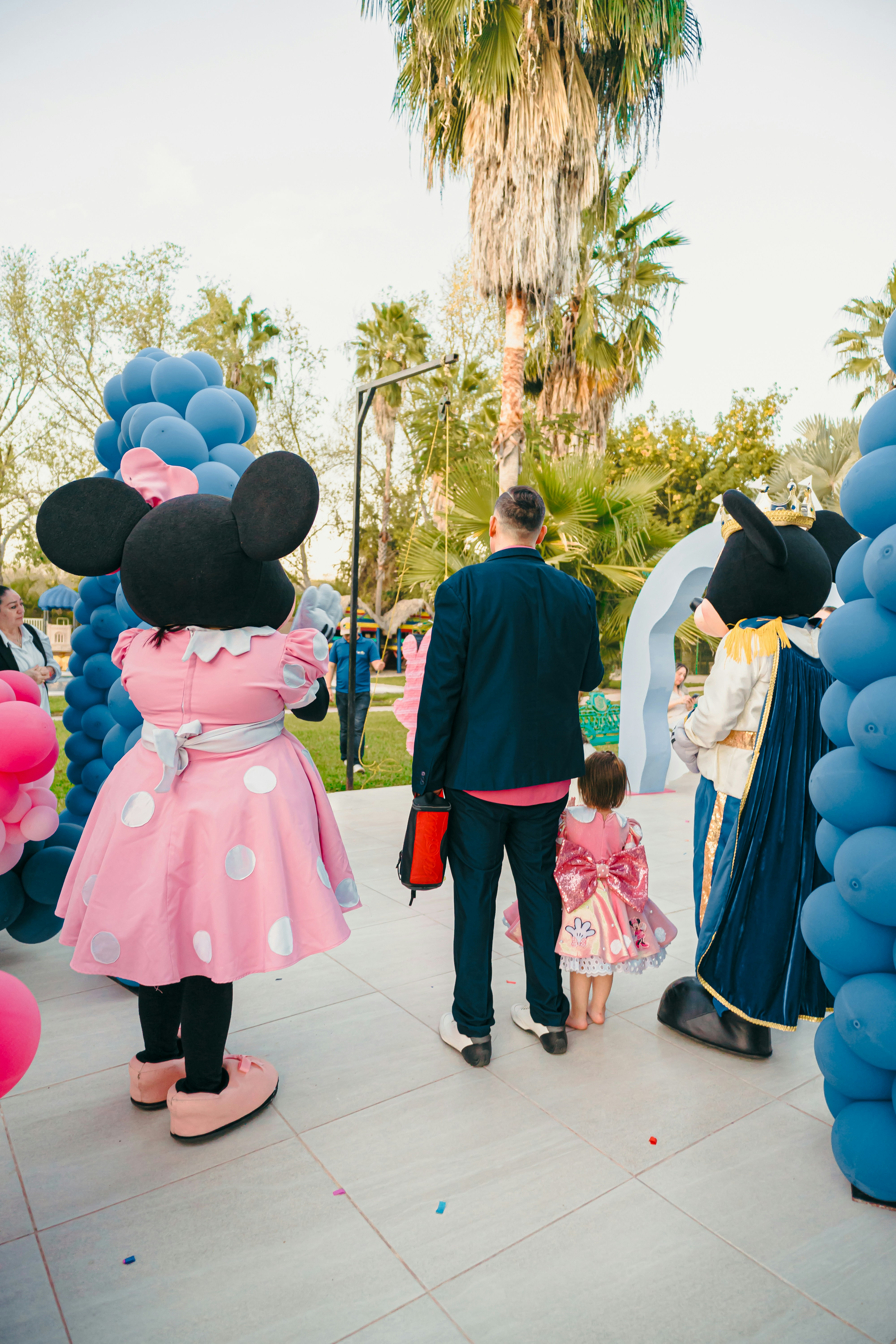 Gambar Mickey Dan Minnie | Unduh Gambar Gratis di Unsplash