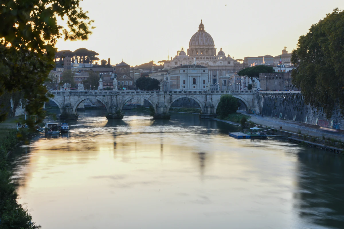 The Tiber river with St Peter's Basilica — Rome is served by Fiumicino Airport