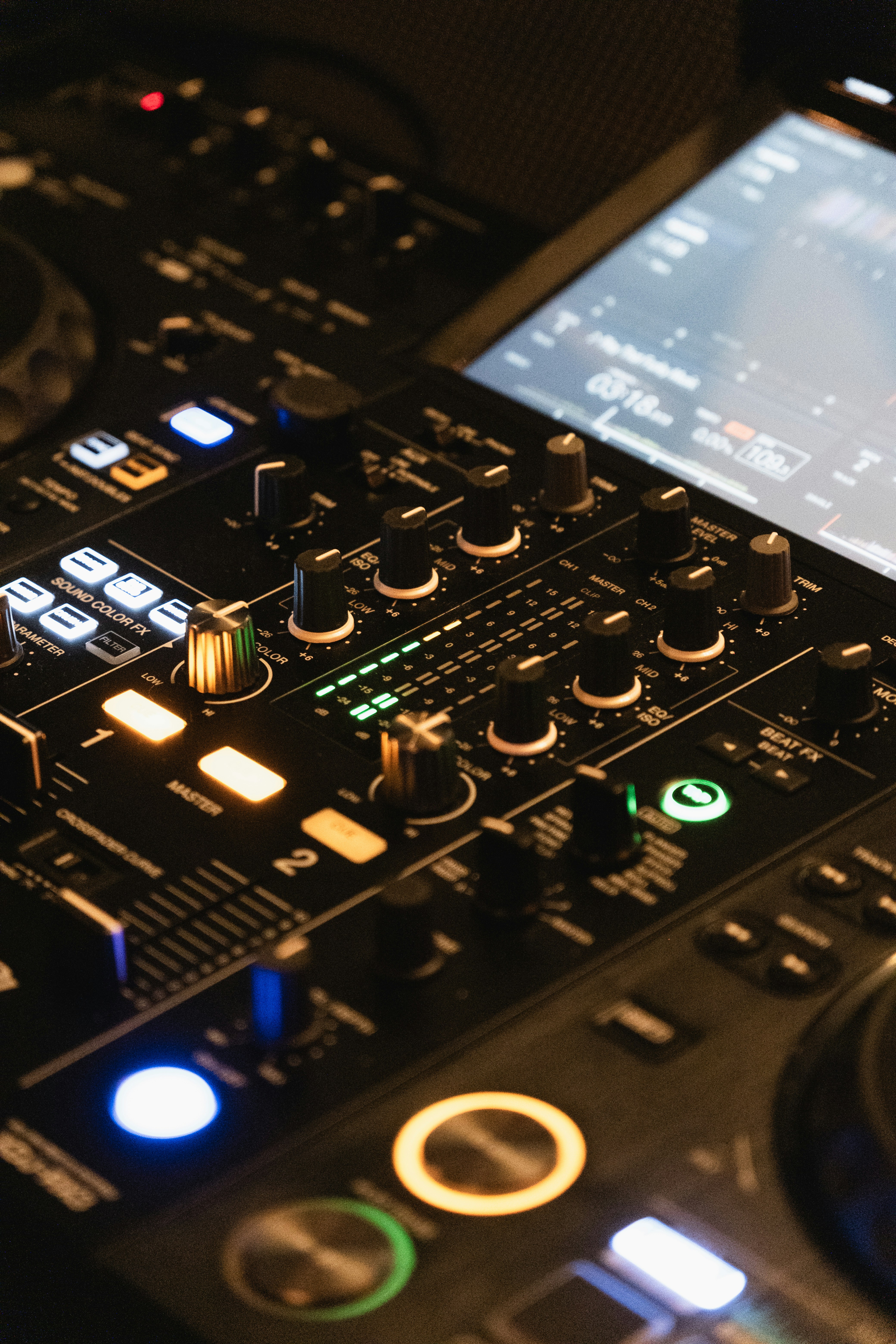 professional dj equipment