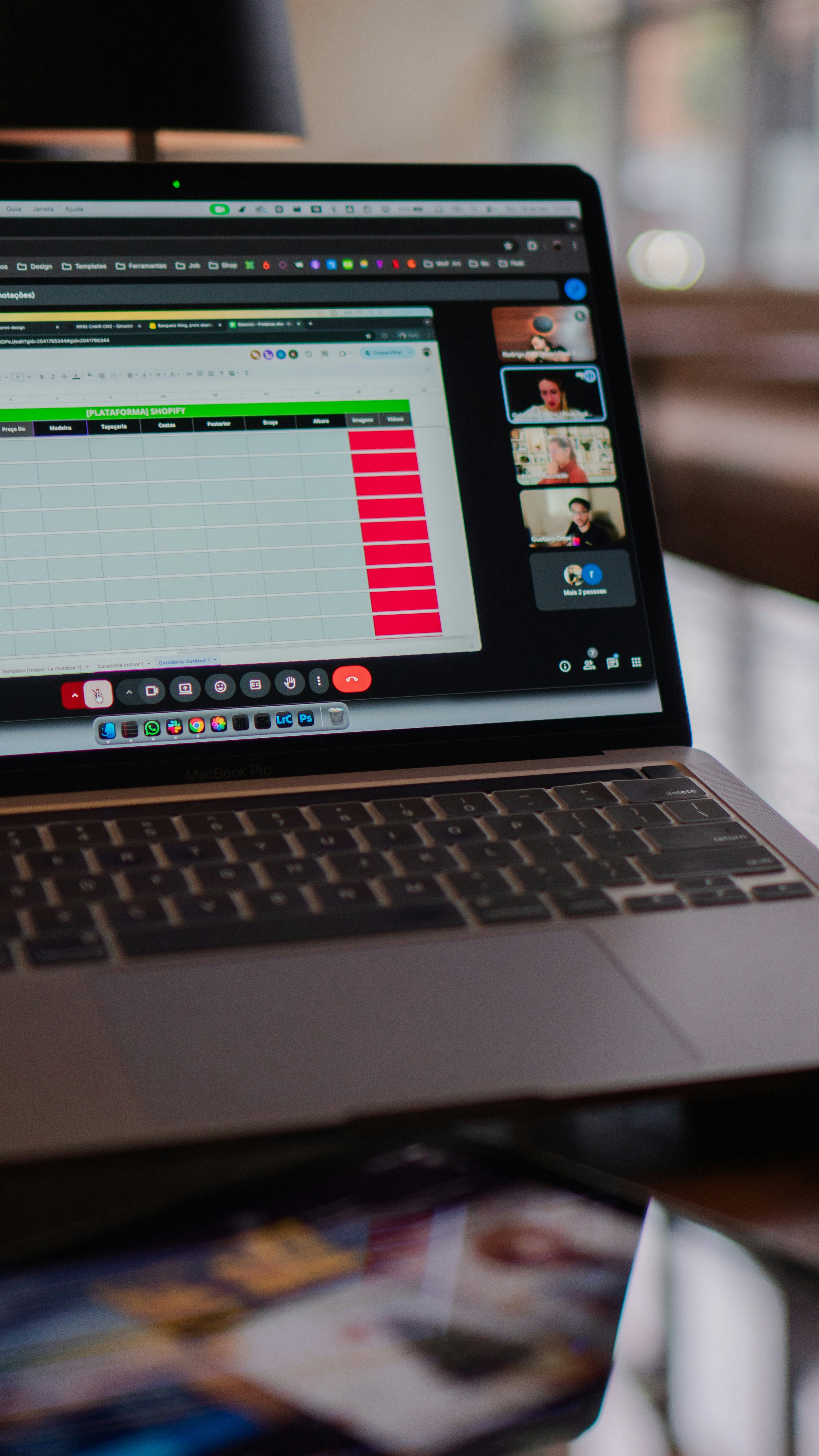Hybrid Price & Inventory Orchestration in Spreadsheets (2026): Live Pricing, Edge Signals, and Serverless Lookups