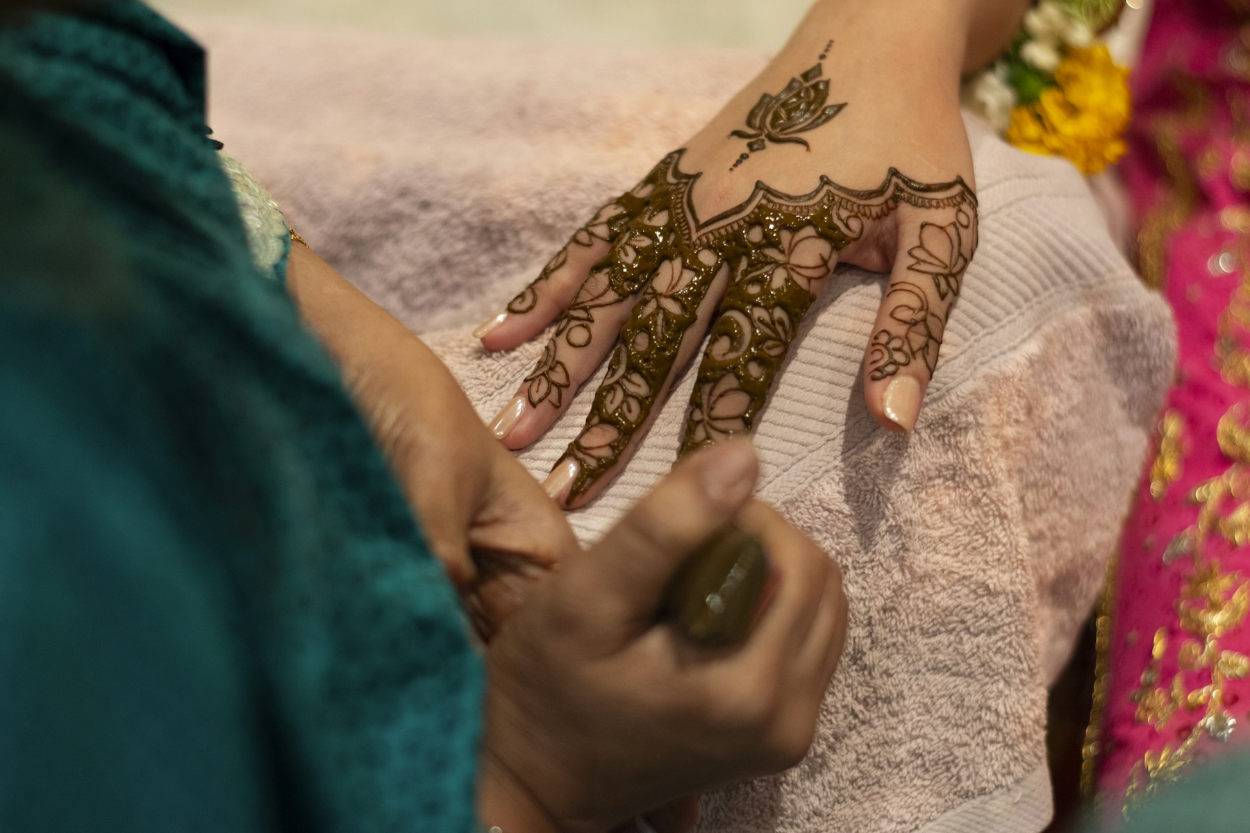 Henna Aftercare Content That Builds Loyalty and Referrals