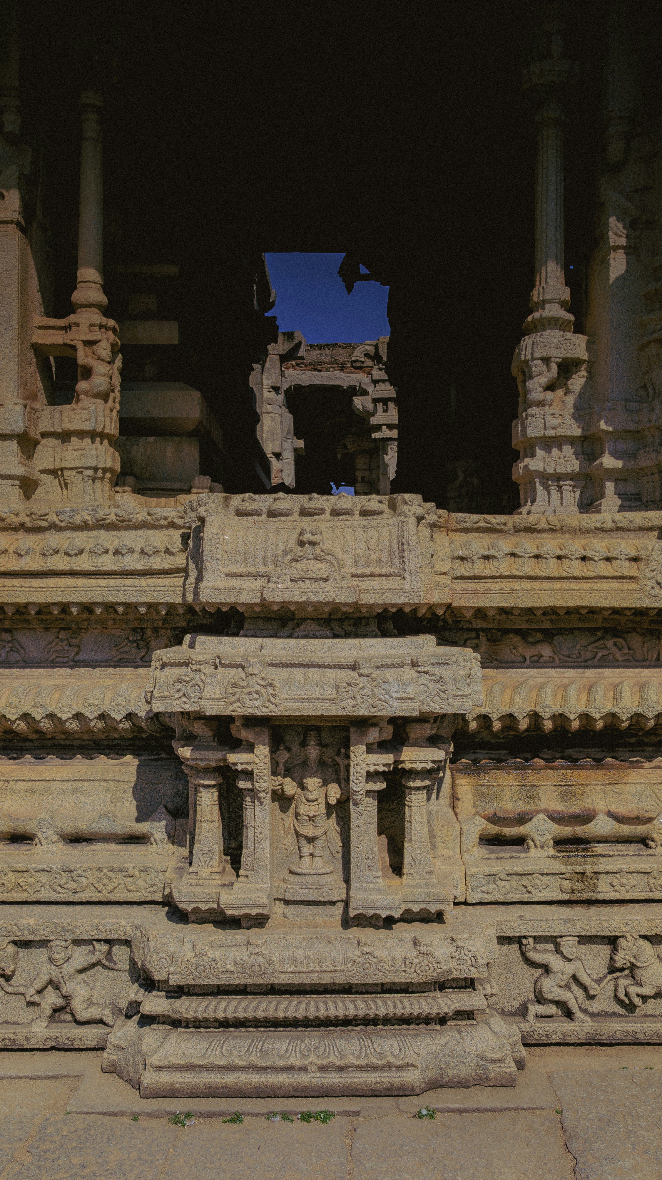 Photo by anand_godini