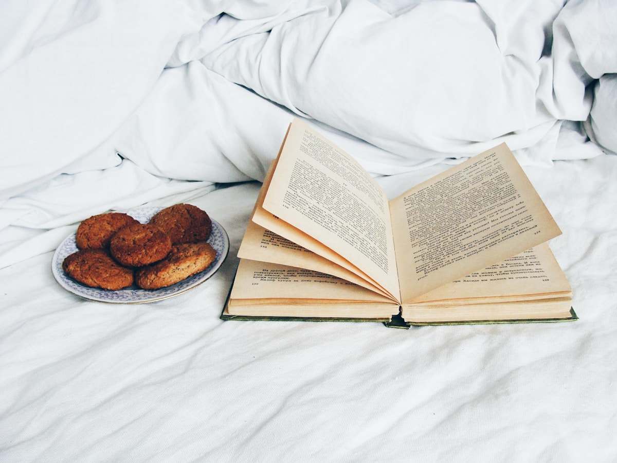 How Can You Make Simple Hobbit Snacks for Family Reading Night?