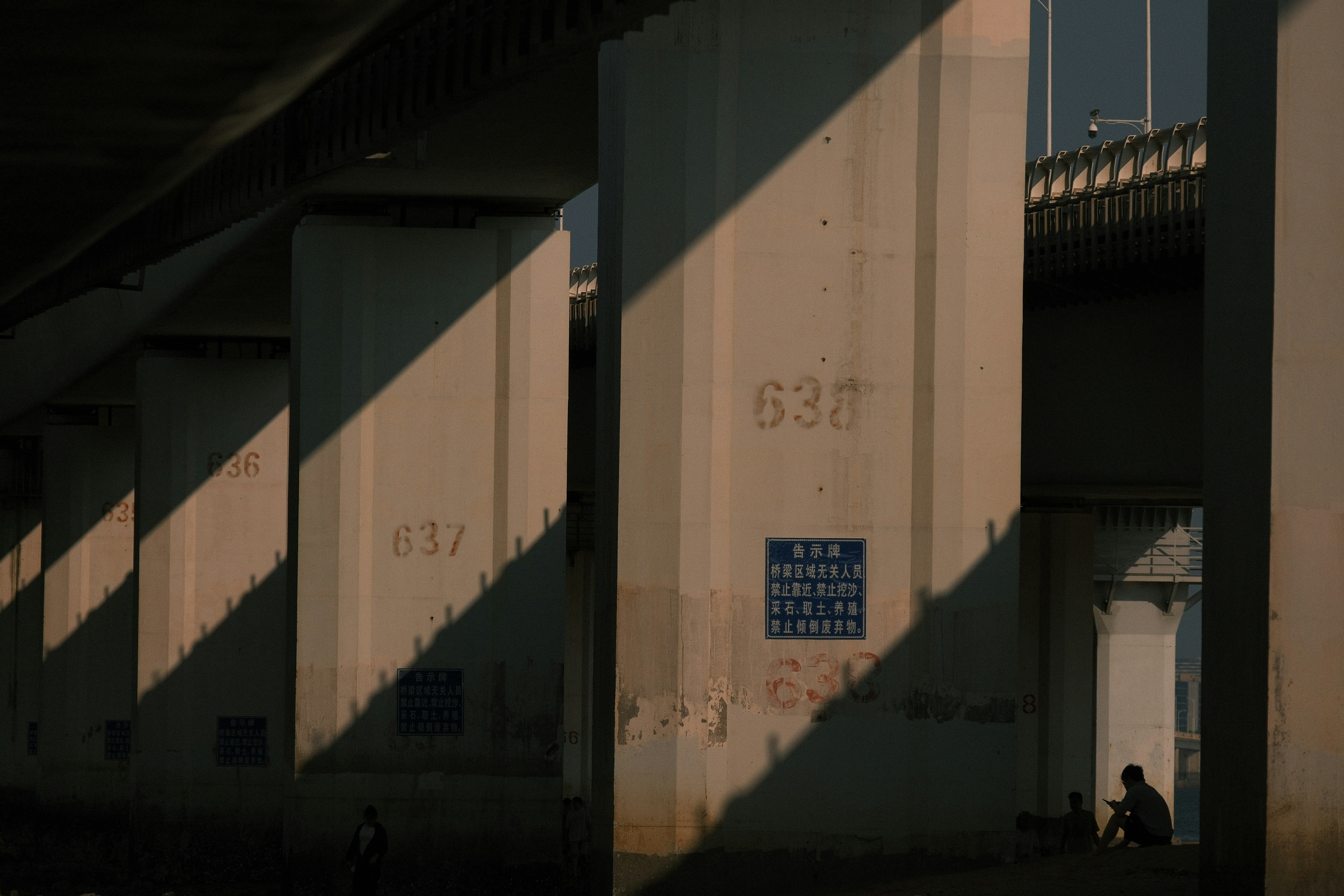 Photo by film002