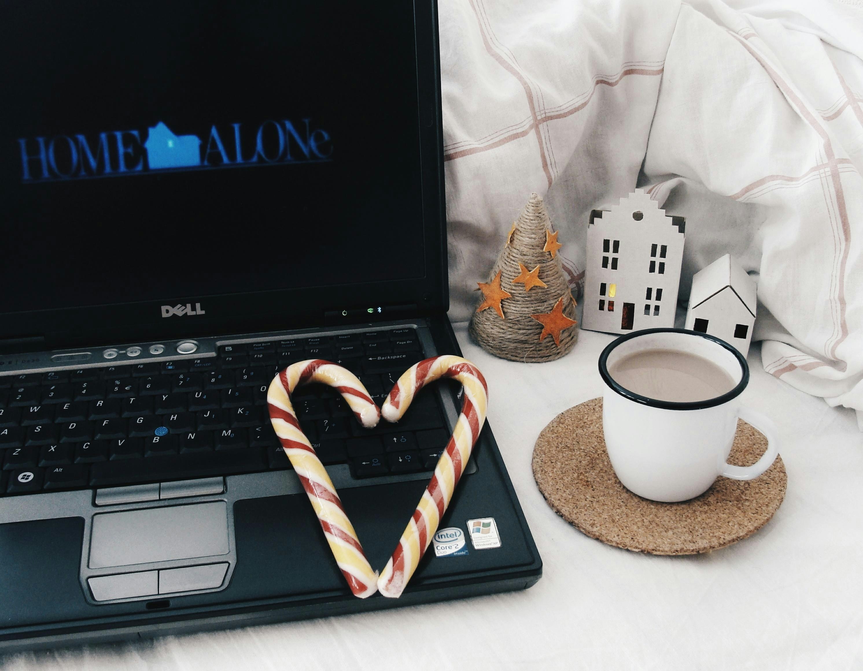 [Transcript] Season 1, Episode 7. What’s New – Christmas Films Part 1