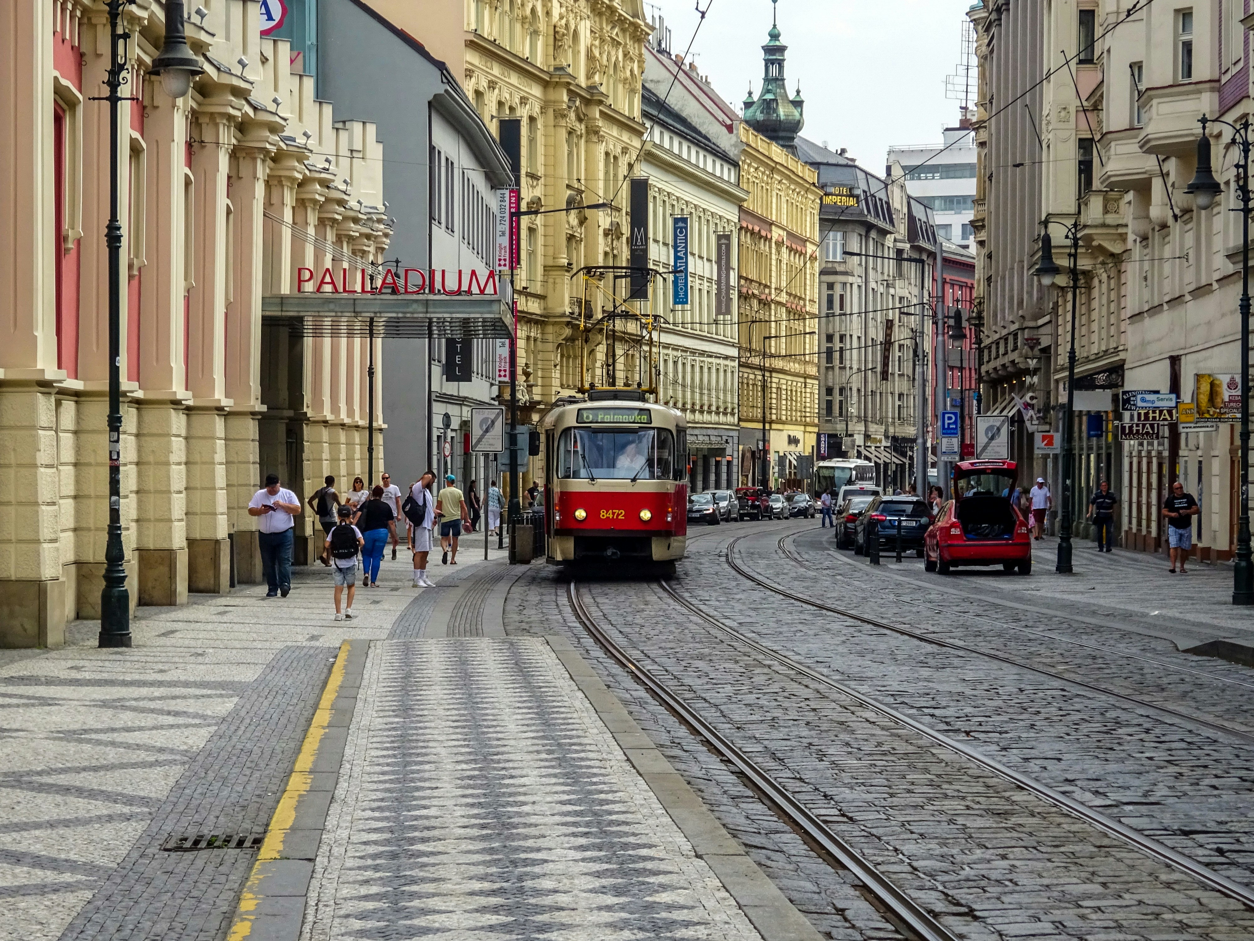 Prague trams: Buying Tickets: Tips and Tricks