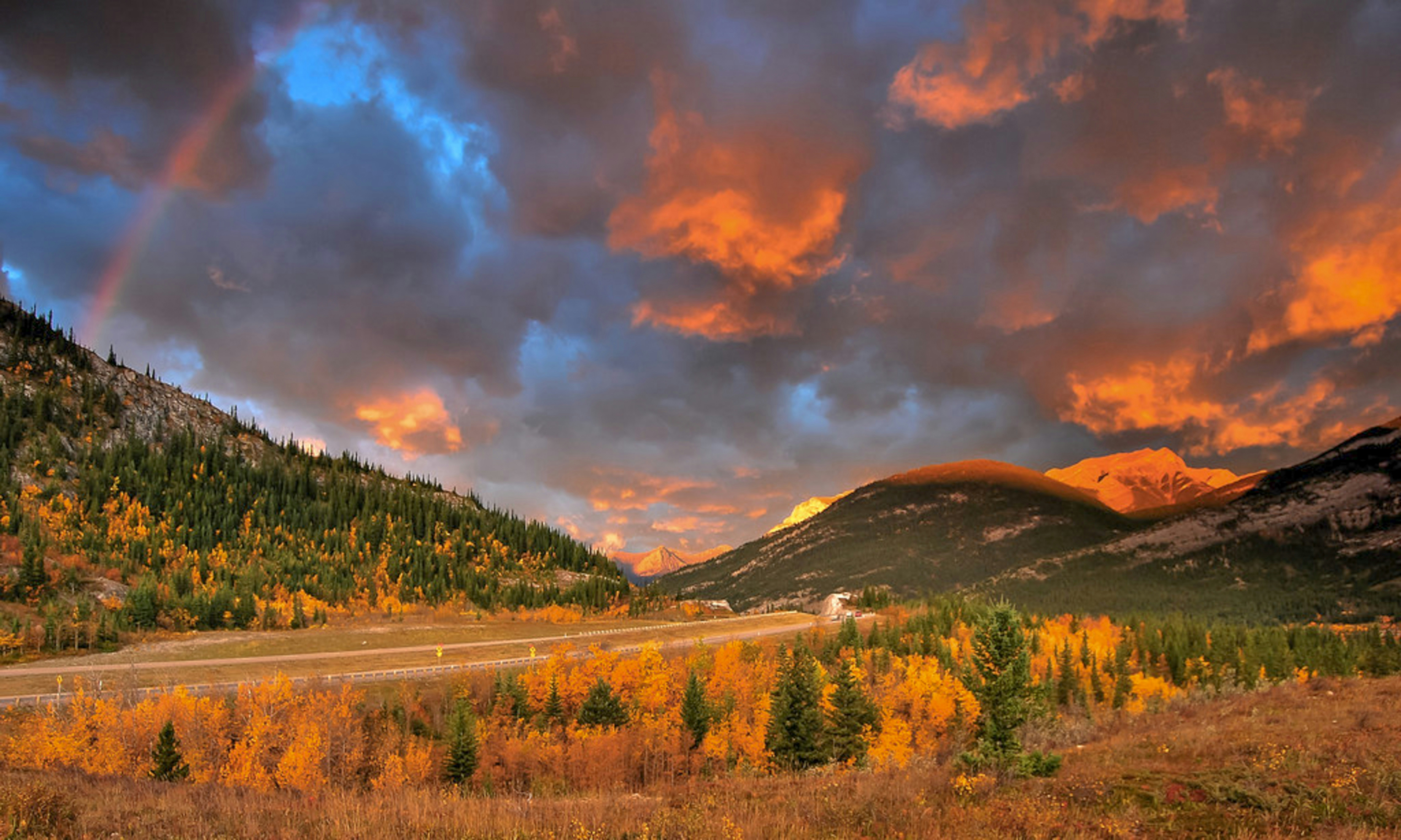 Rugged mountain landscape, sunrise, ilustrasi artikel Conquer the Elements: The Toughest Water Bottles for Your Wildest Adventures 4