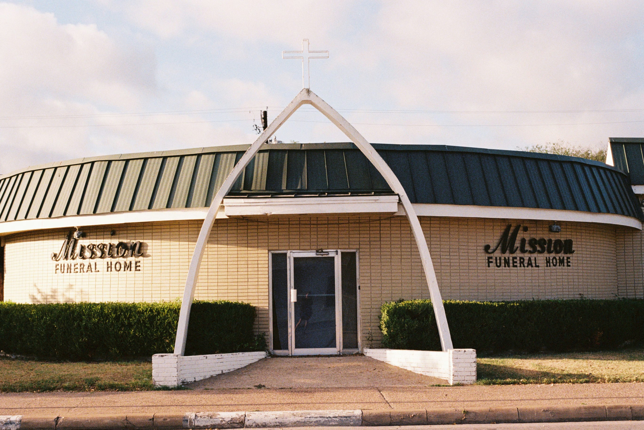 Austin, Texas | 2024 Nikon F5, Kodak Gold 200