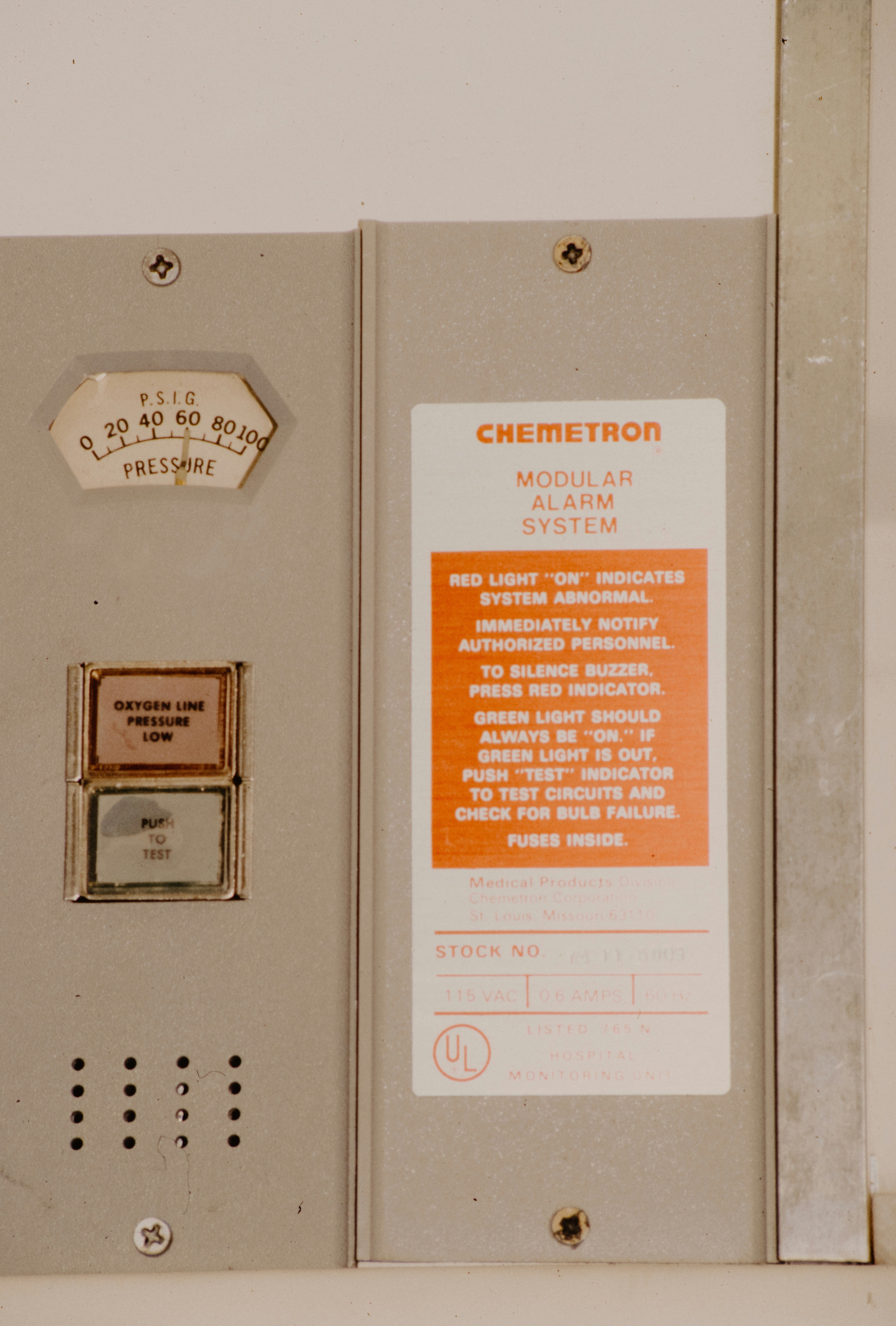 Chemetron modular alarm system panel