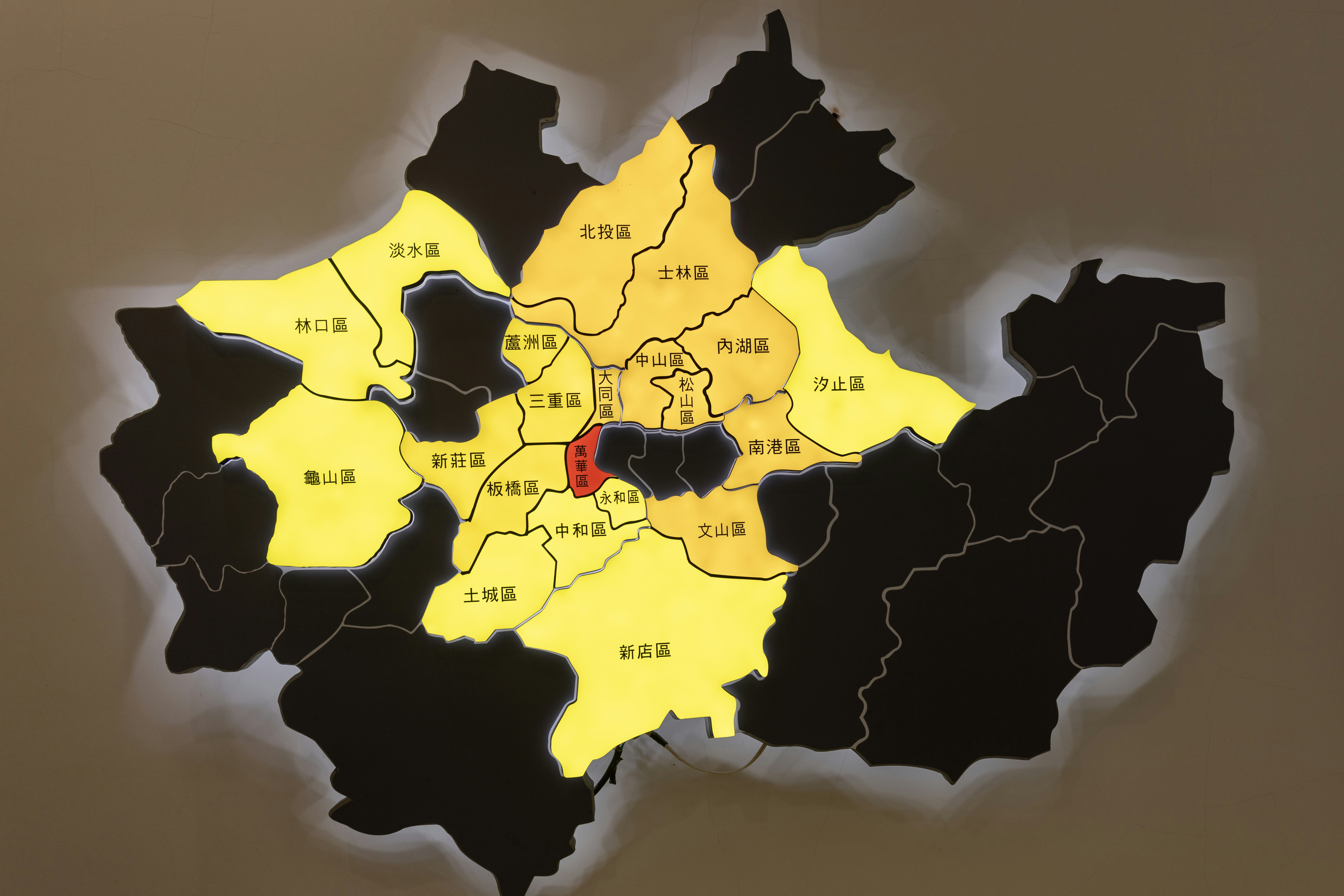 Map showing administrative divisions with highlighted areas.