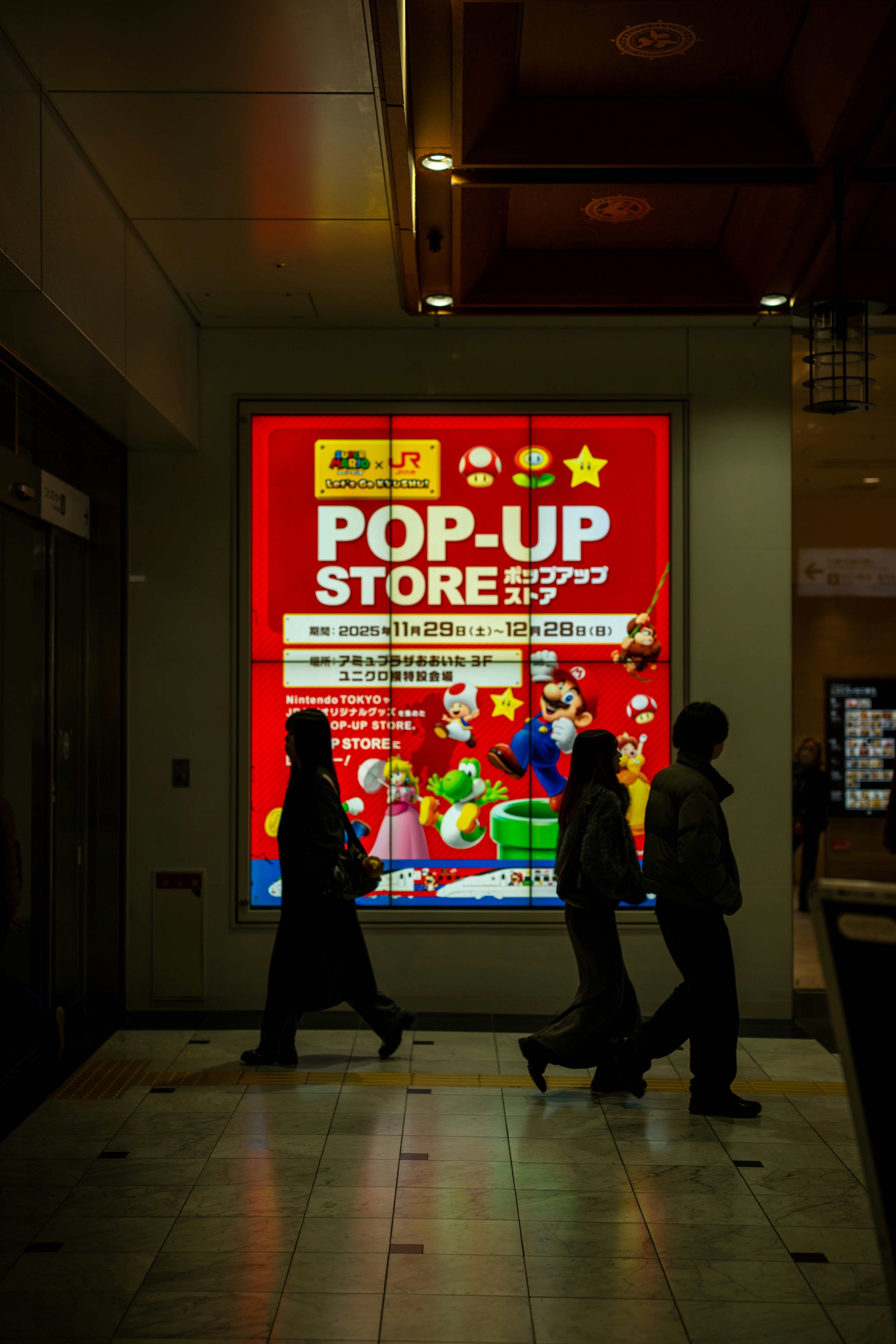 The New Economics of Pop-Up Live Rooms: Monetization, Scheduling, and Community
