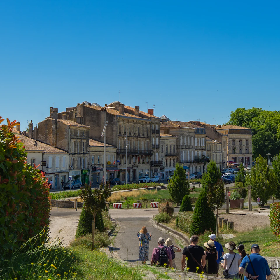 Steps leading up to historic stone buildings in Blaye