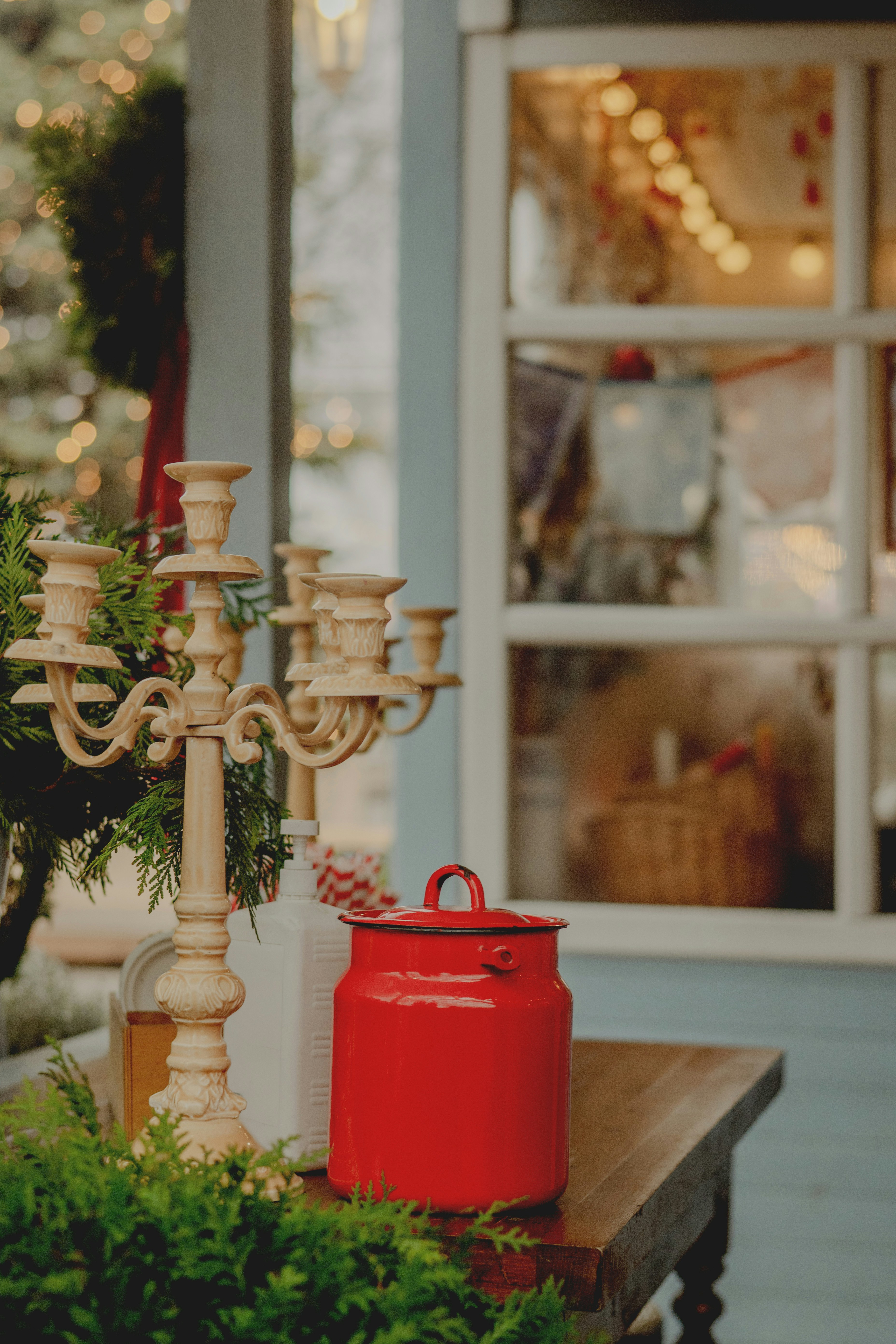 outdoor holiday decor