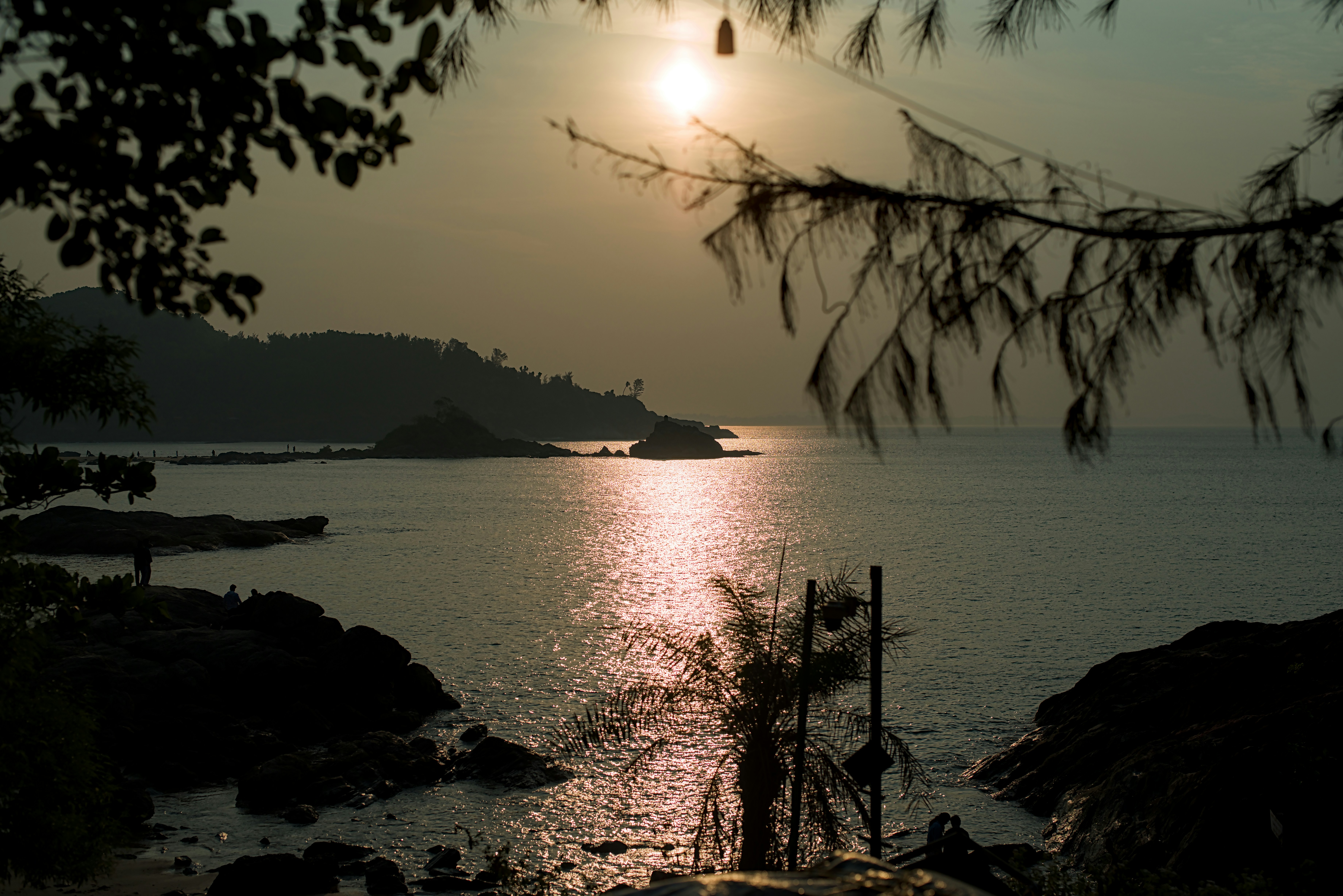 Full Moon Party Survival Guide for Koh Phangan and Best Beachfront Stays