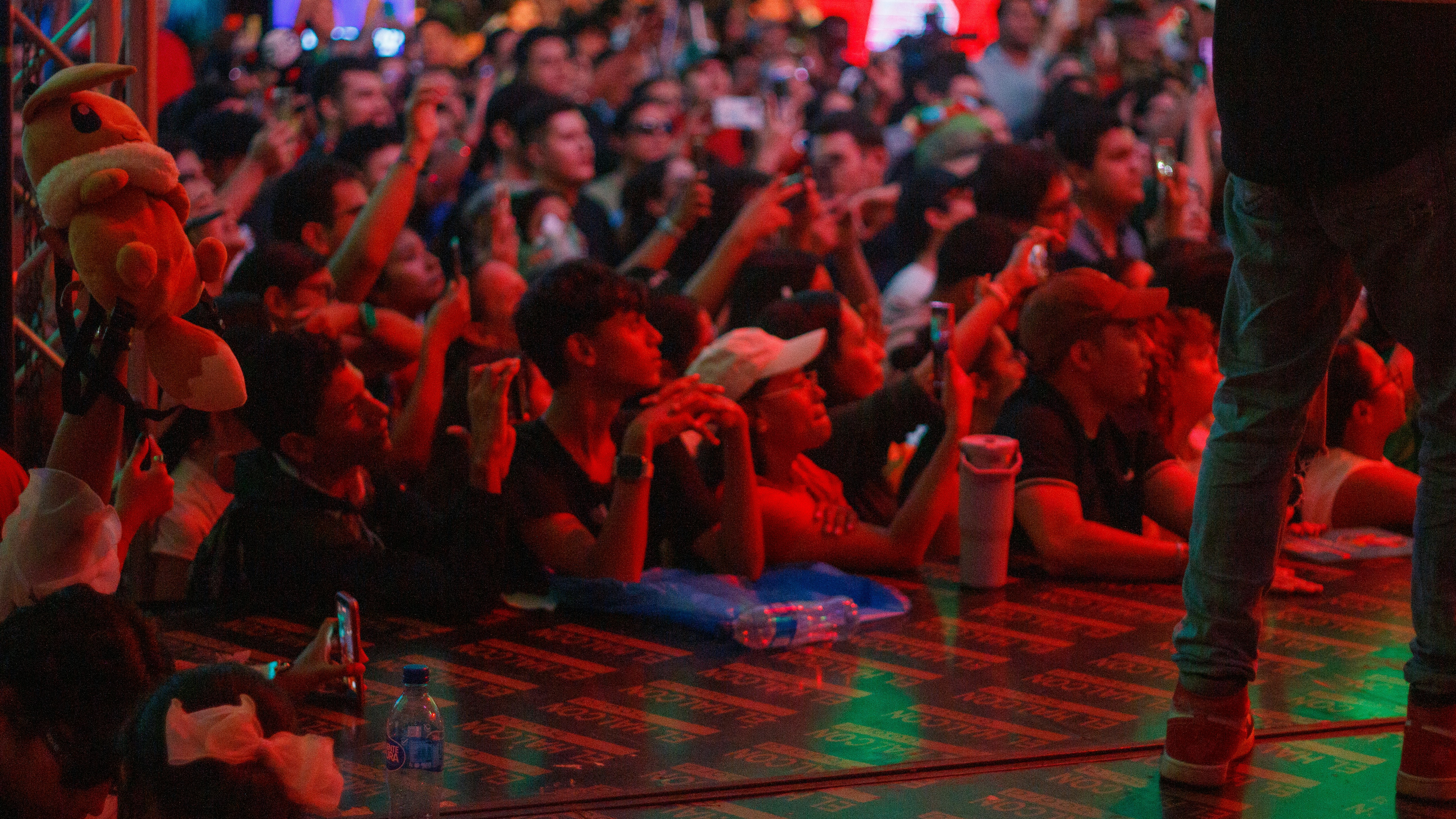 How to Grow a Fanbase Organically in 2026