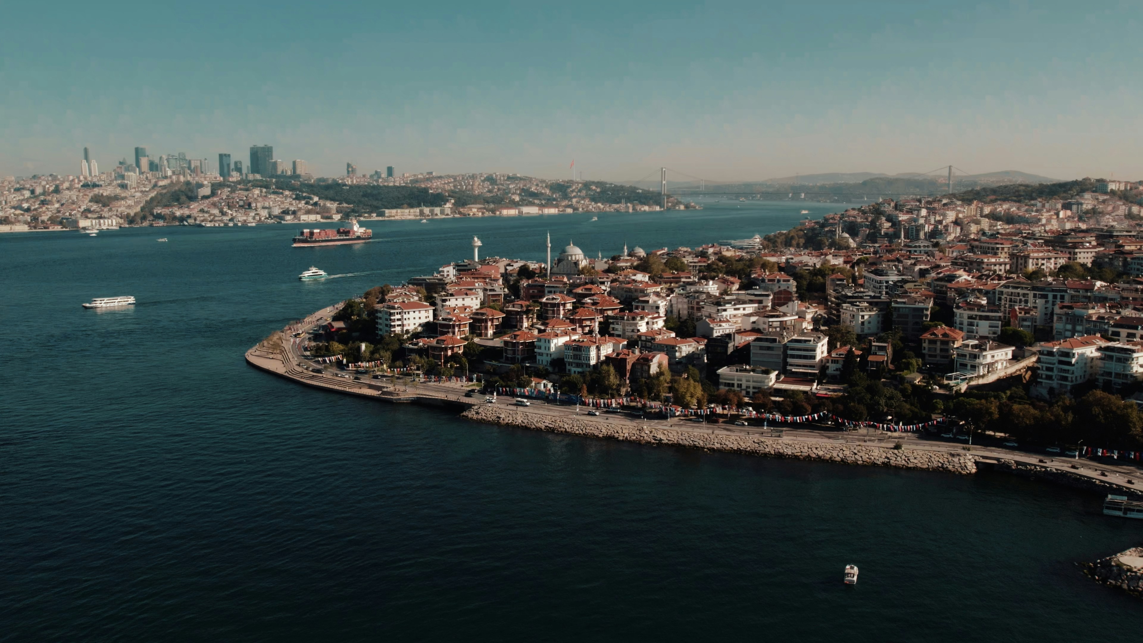 Photo by juliengoettelmann