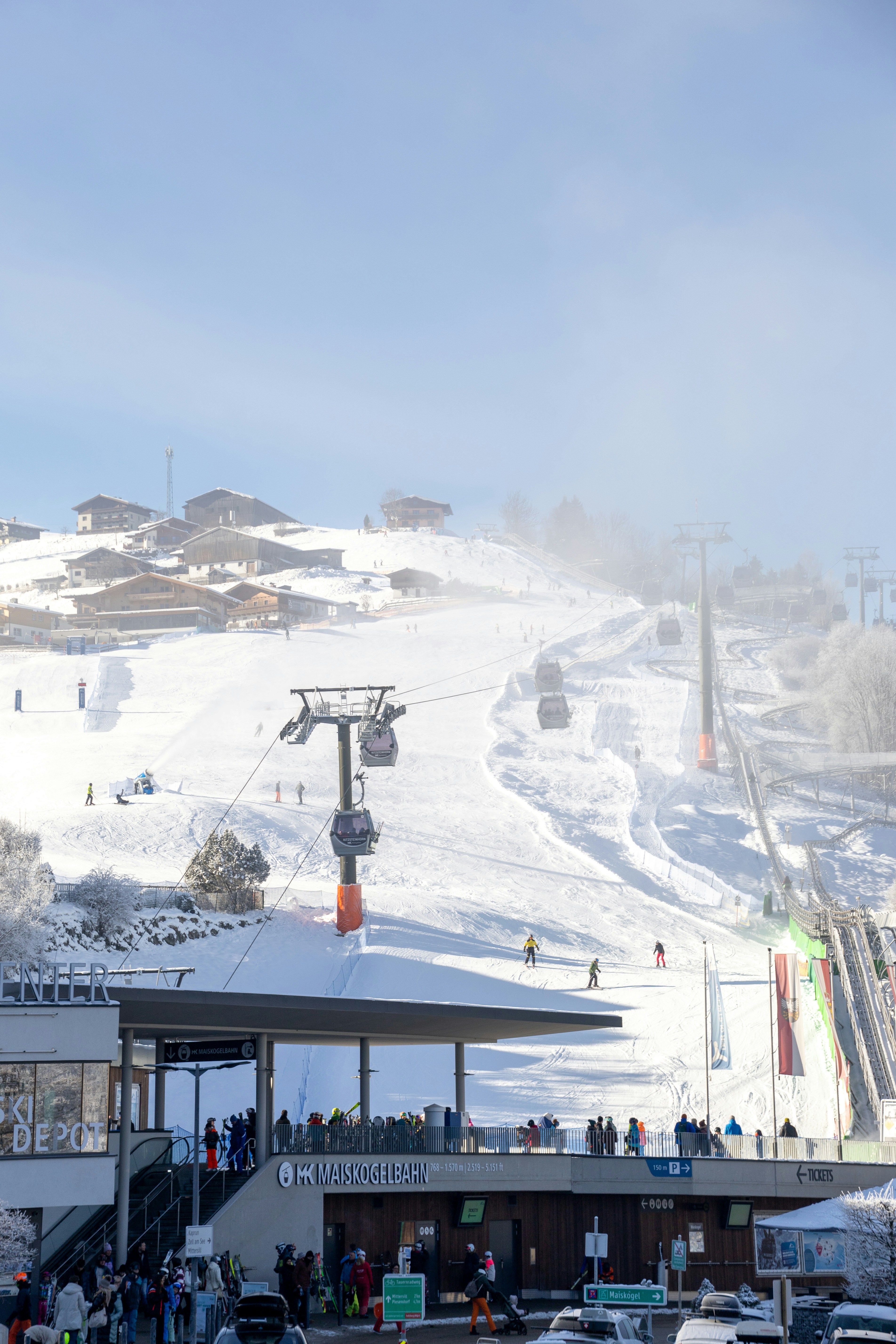 Photo by stockbirken