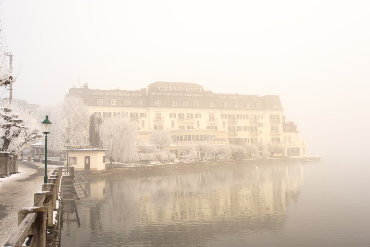 Hotel Eden Palace au Lac, Montreux