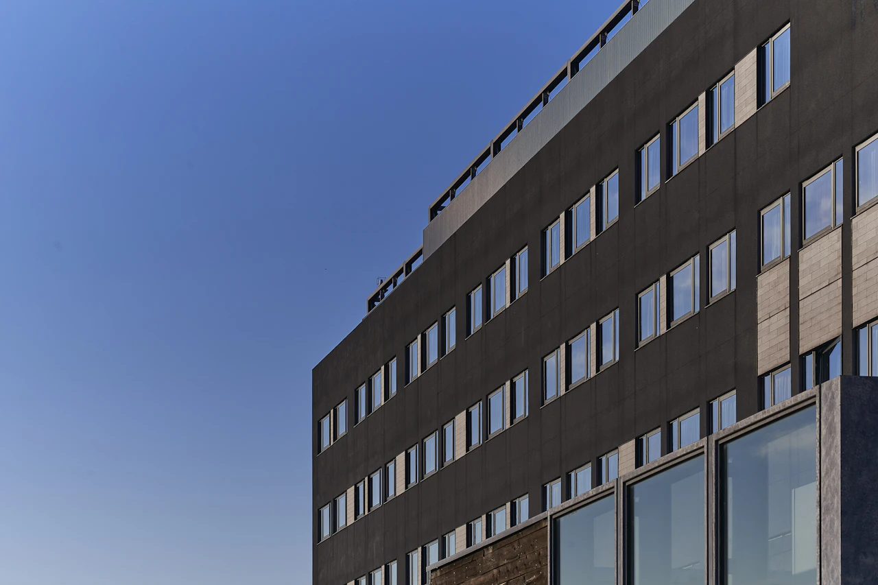 Income REIT Distribution Strategies