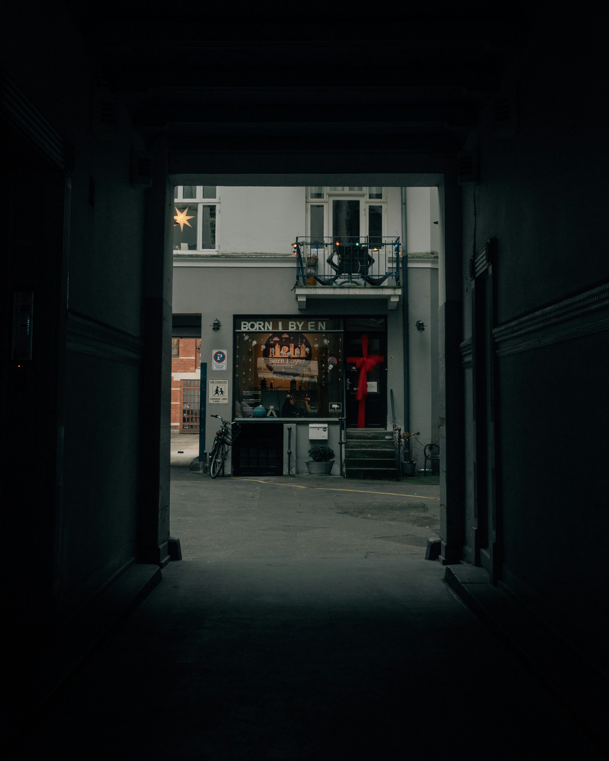 scandinavian balcony decor, wallpaper, Scandinavian Shower Curtain: Style for Your Balcony 2