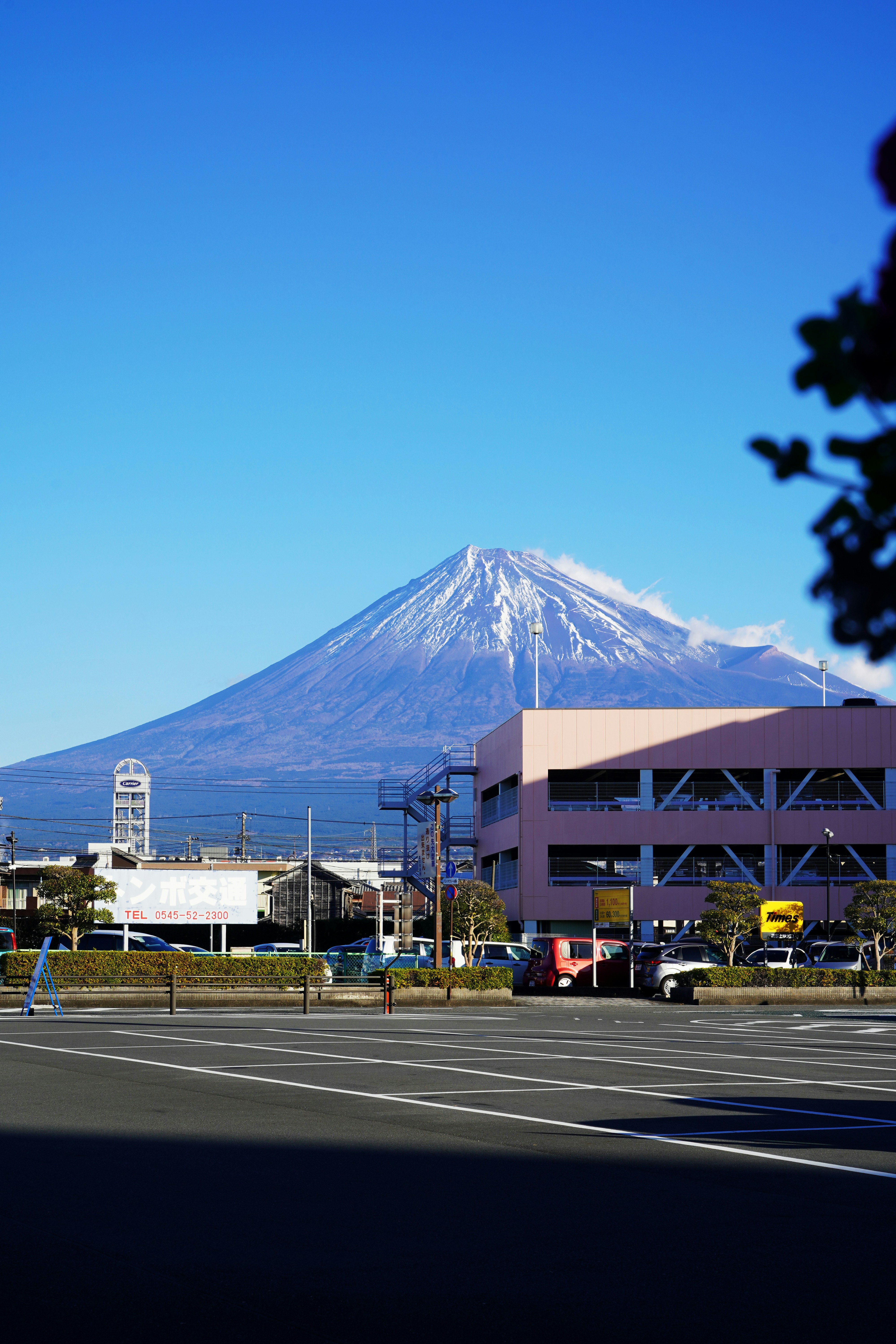 Mount fuji under a clear blue sky.
