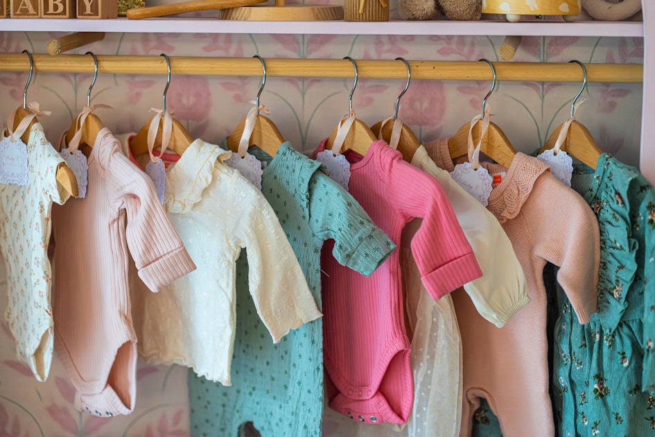 Babykleidung waschen temperatur waschmittel und weichspueler — step-by-step visual example