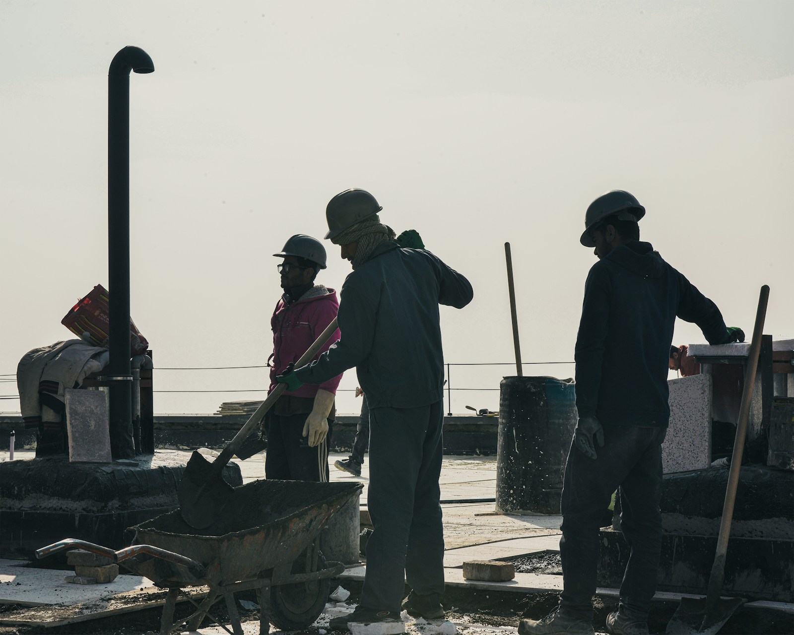 Construction site with heavy equipment - contractor cash flow and financing