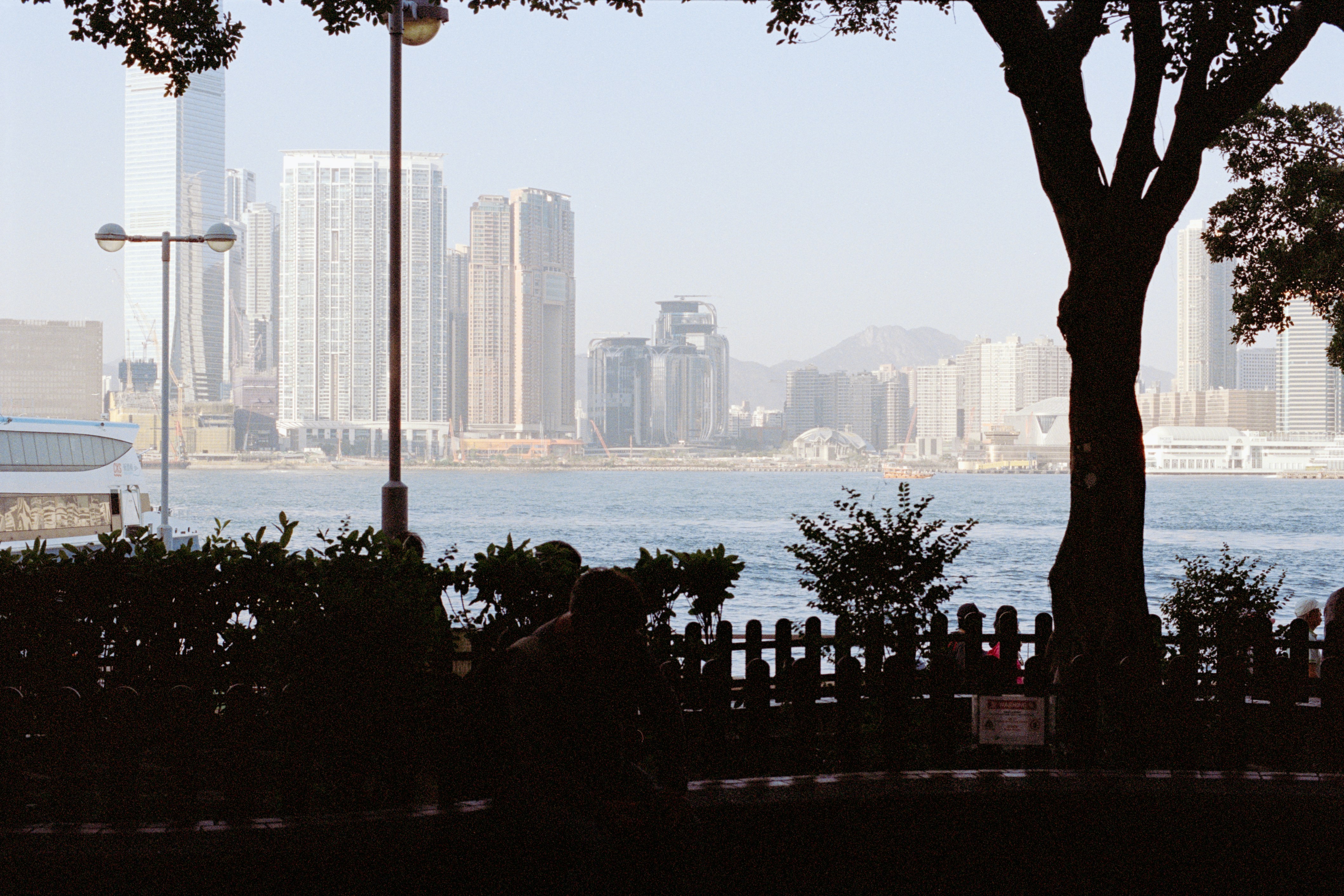 Photo by zhenyao_photo