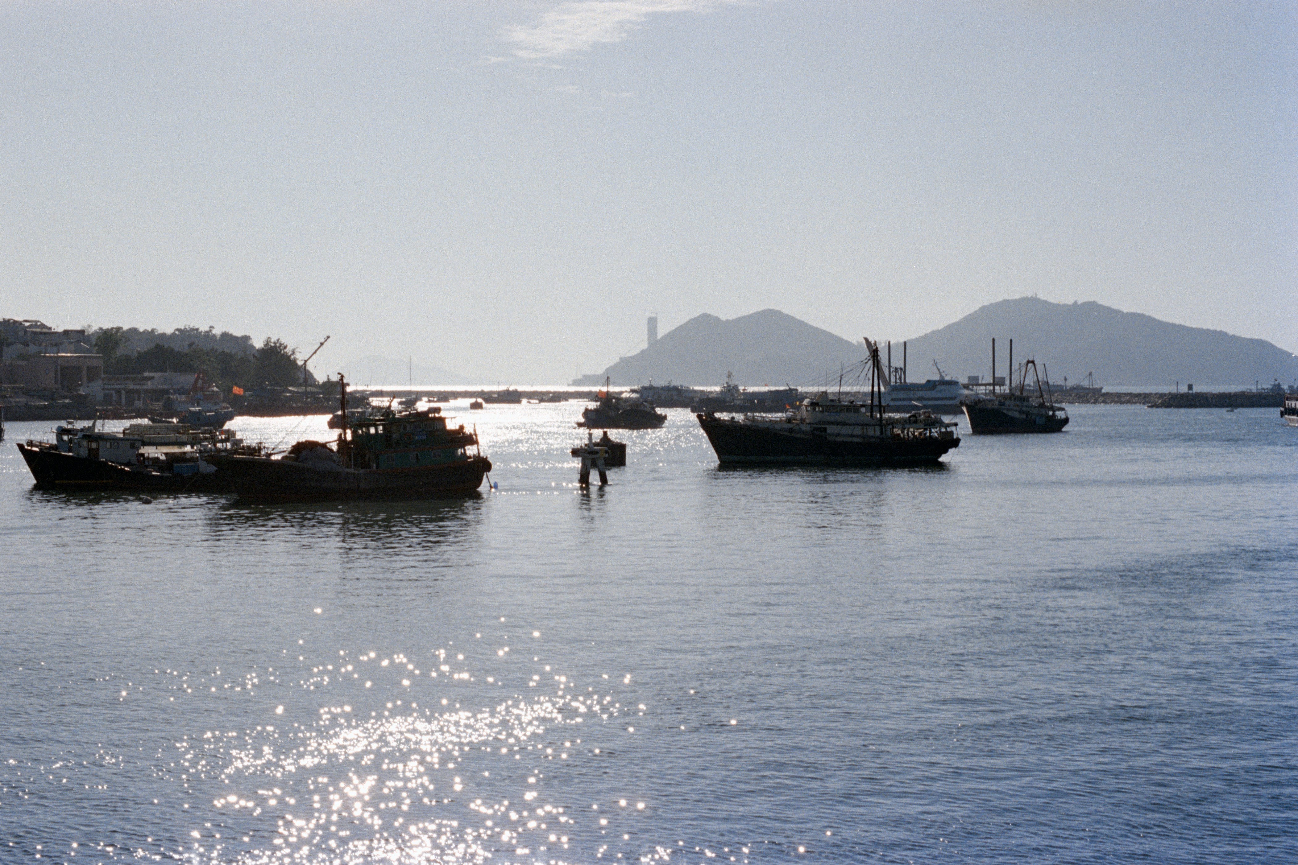 Photo by zhenyao_photo