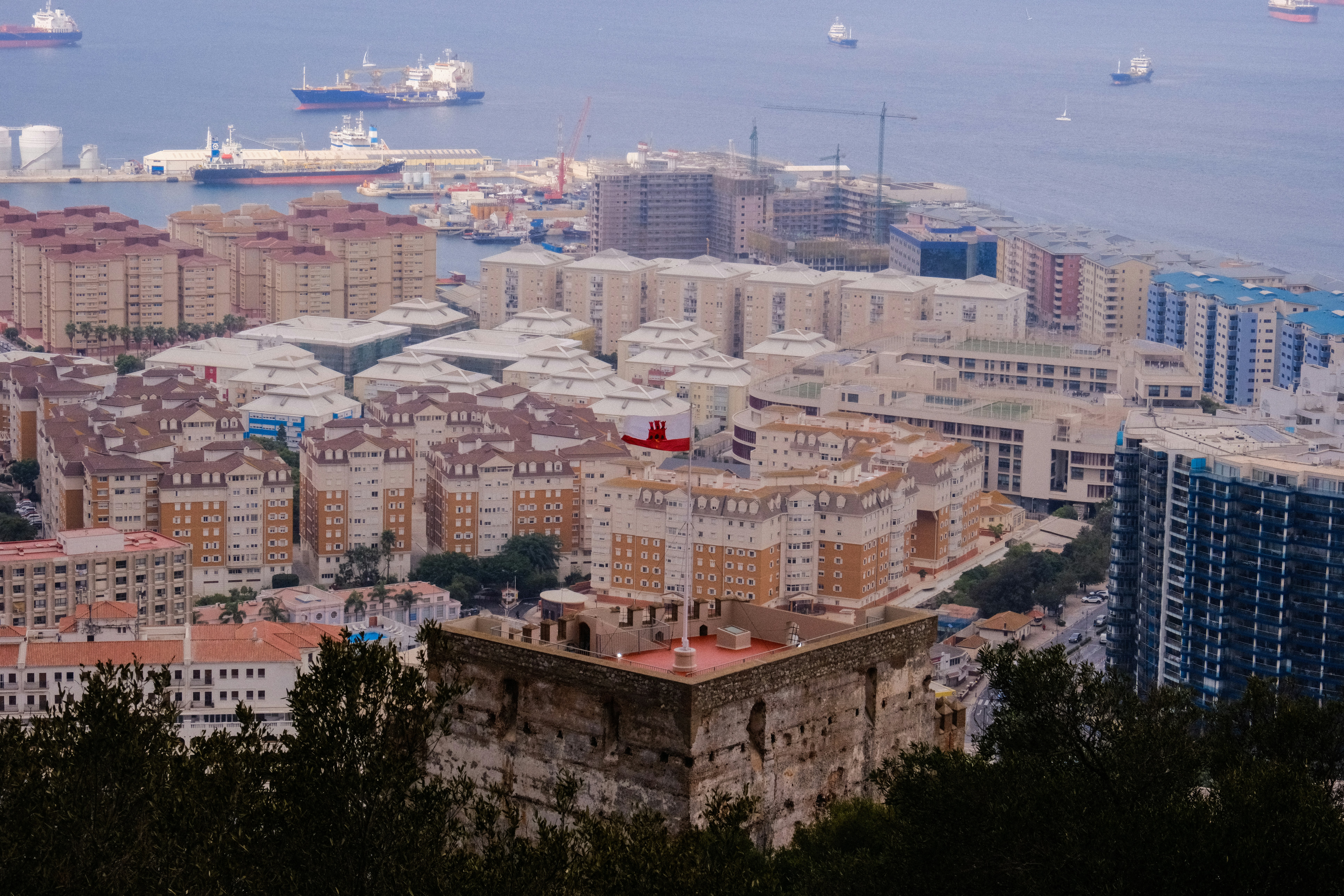 Stay online in the Gibraltar with a prepaid eSIM from eSIMlii. Instant activation, no roaming charges, and reliable coverage.