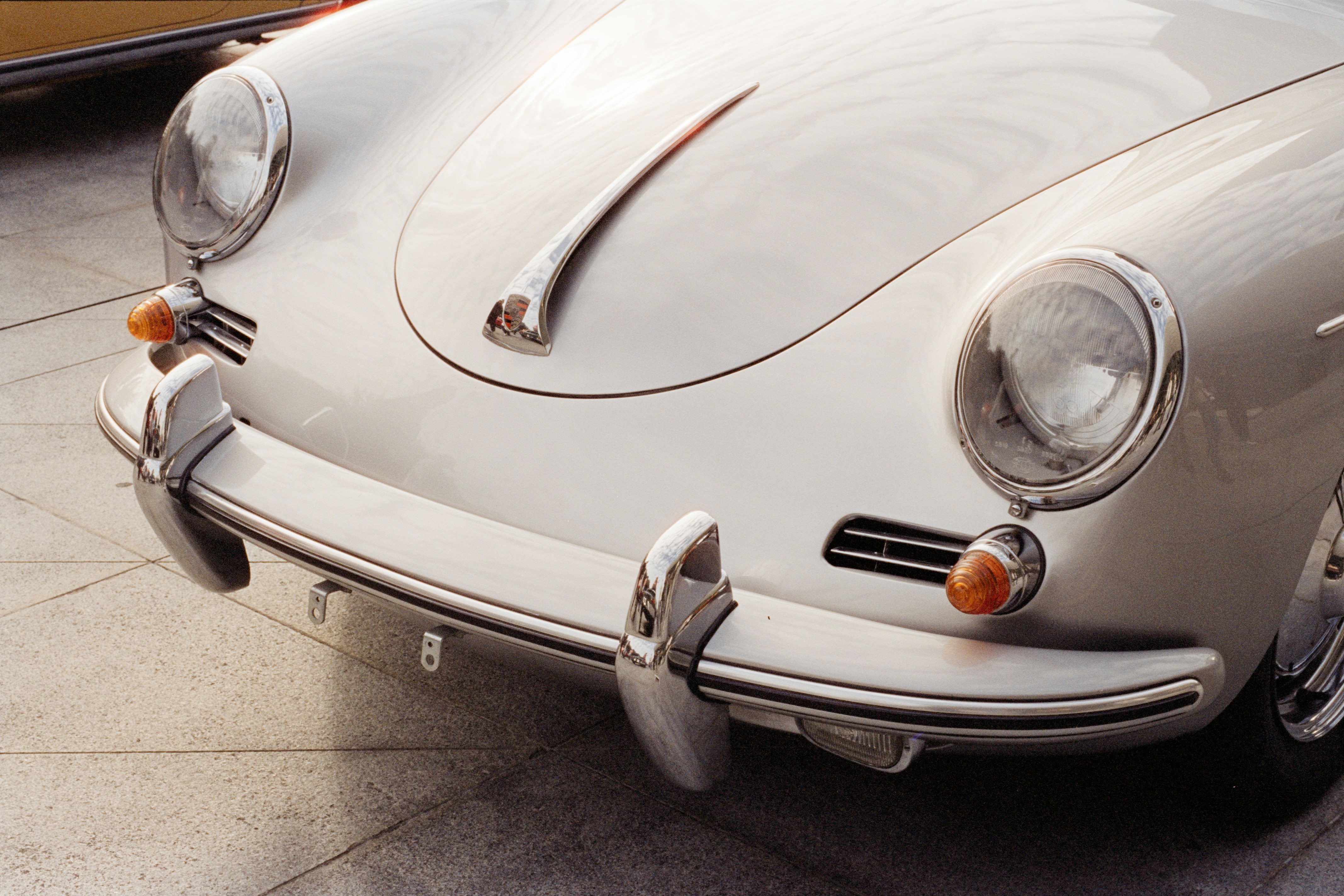 Photo by zhenyao_photo