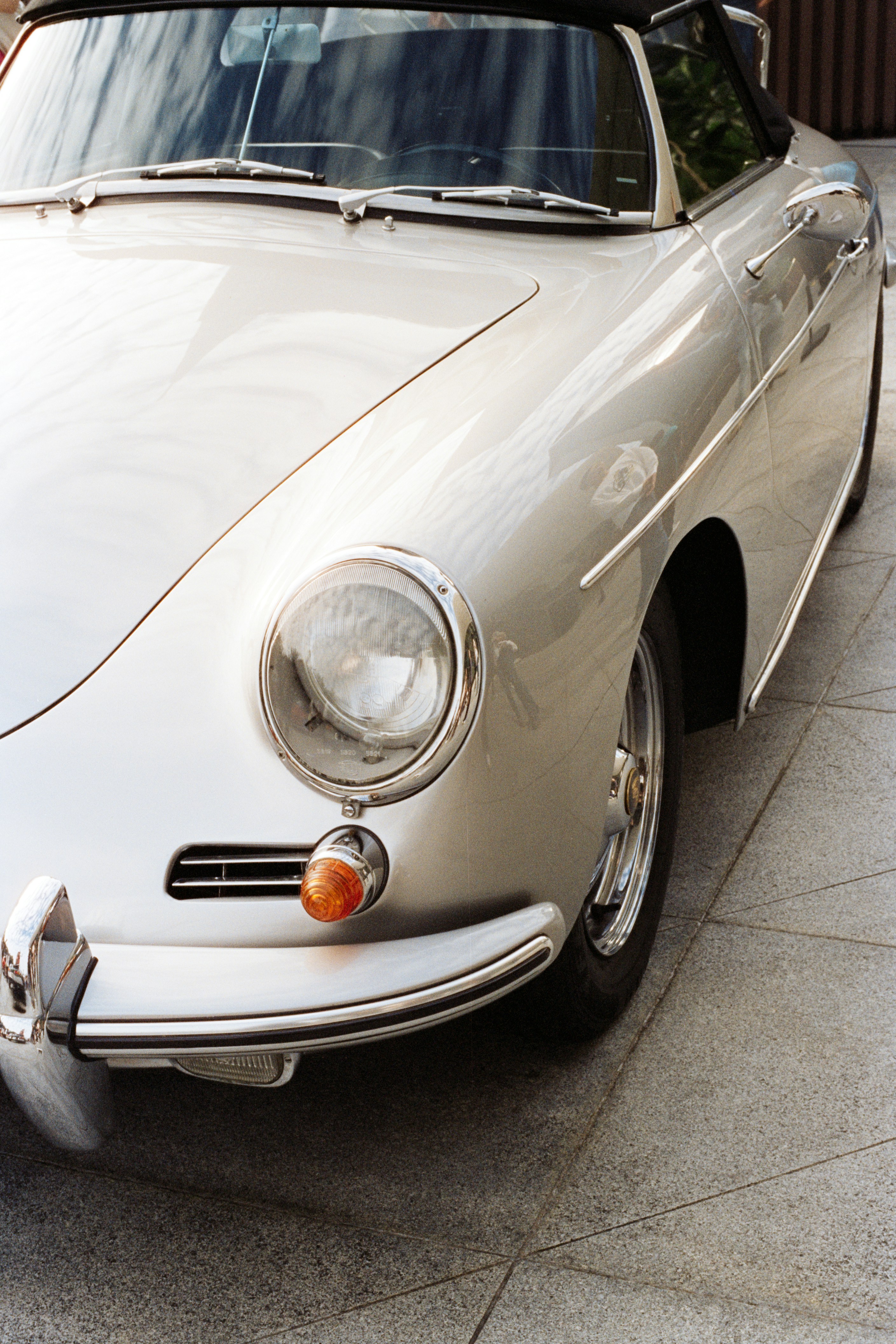 Photo by zhenyao_photo